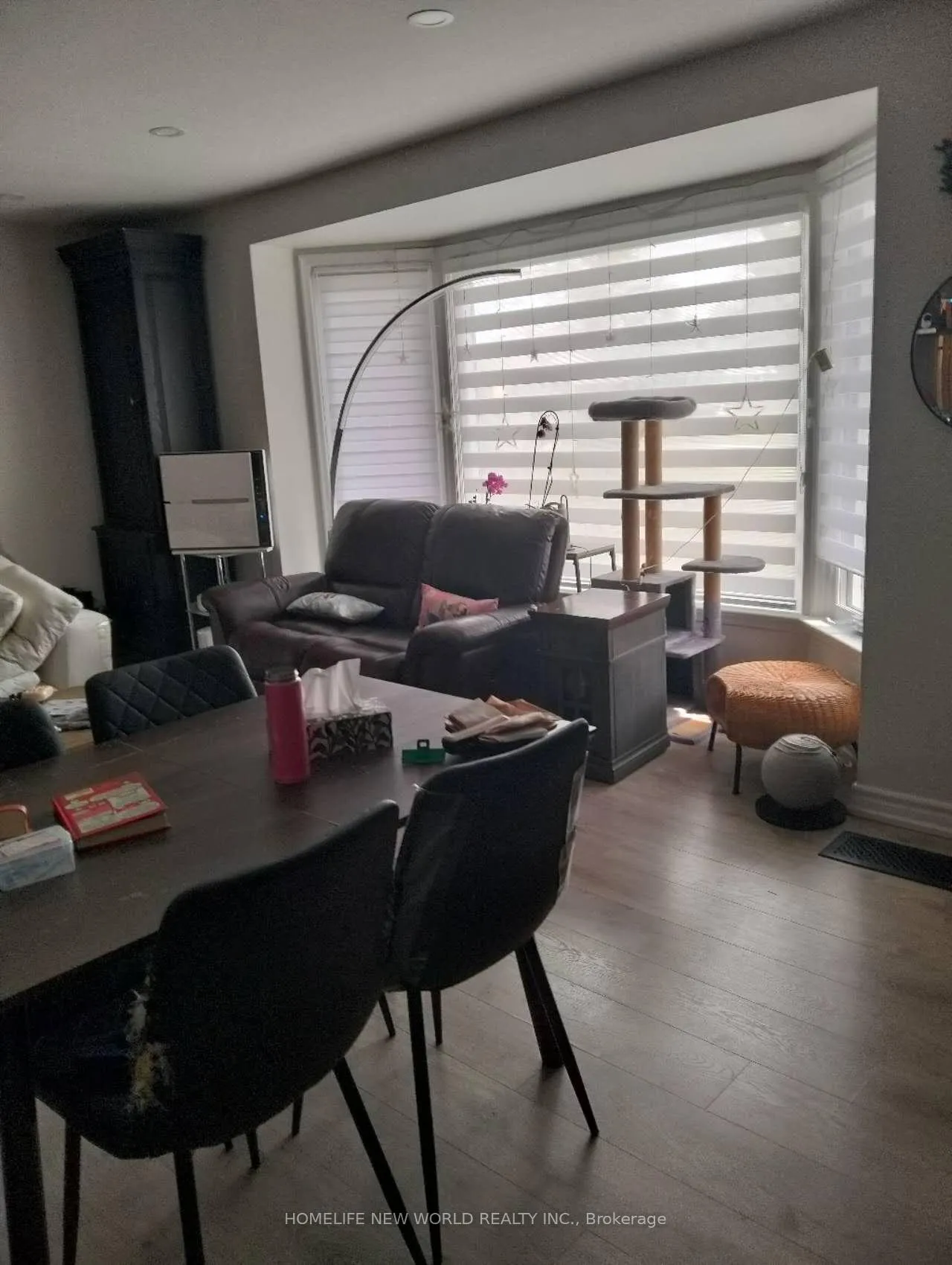 Photo 5 of 48 Lincoln Green Drive, Markham, Bullock — HOMEH