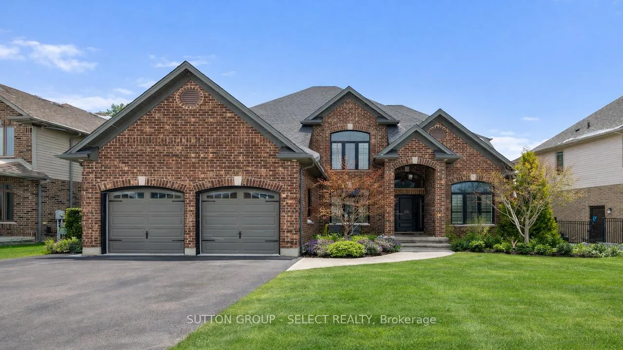 Front of 558 Eclipse Walk