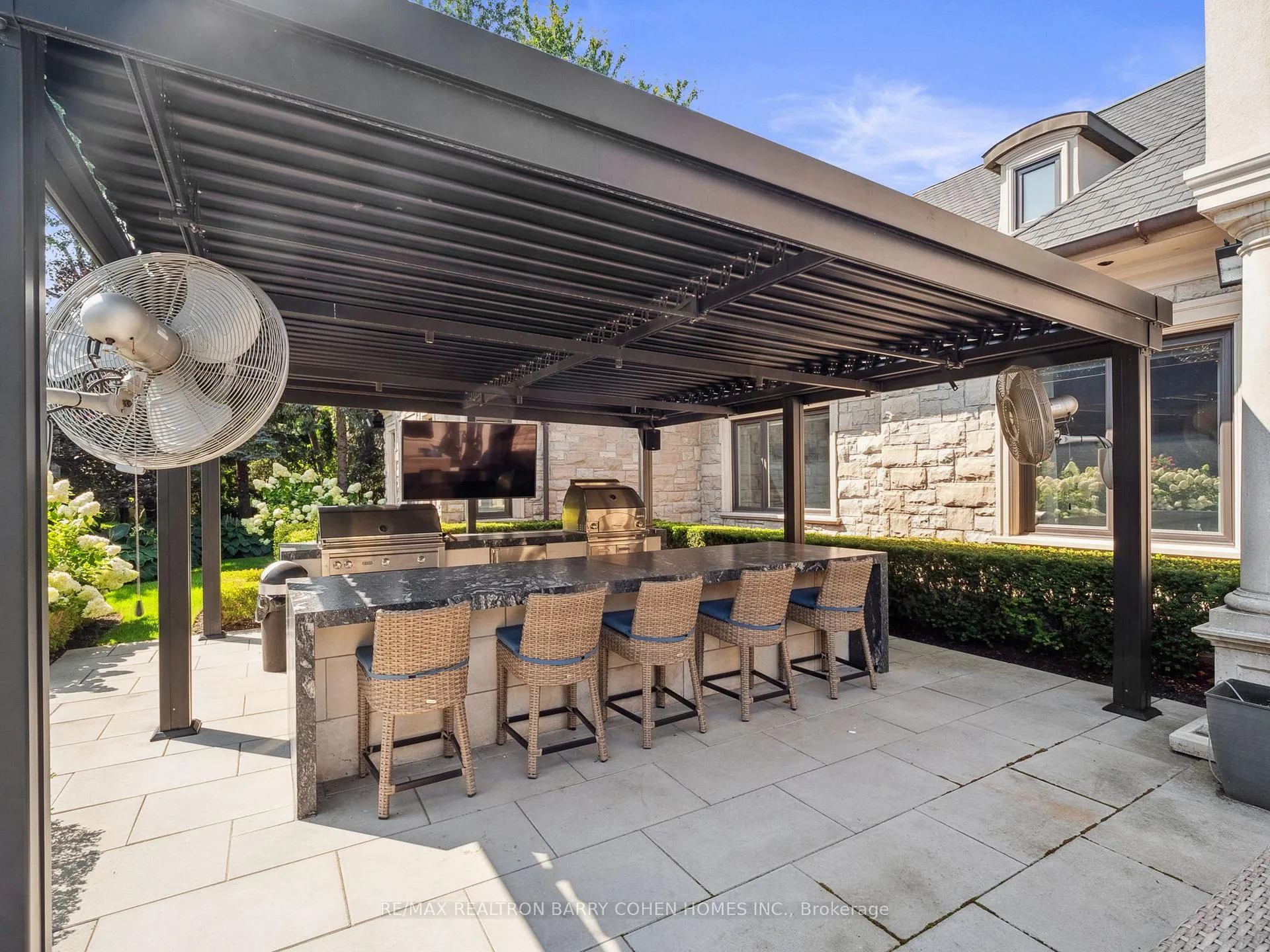 Photo 34 of 284 Pine Valley Crescent, Vaughan, East Woodbridge — HOMEH