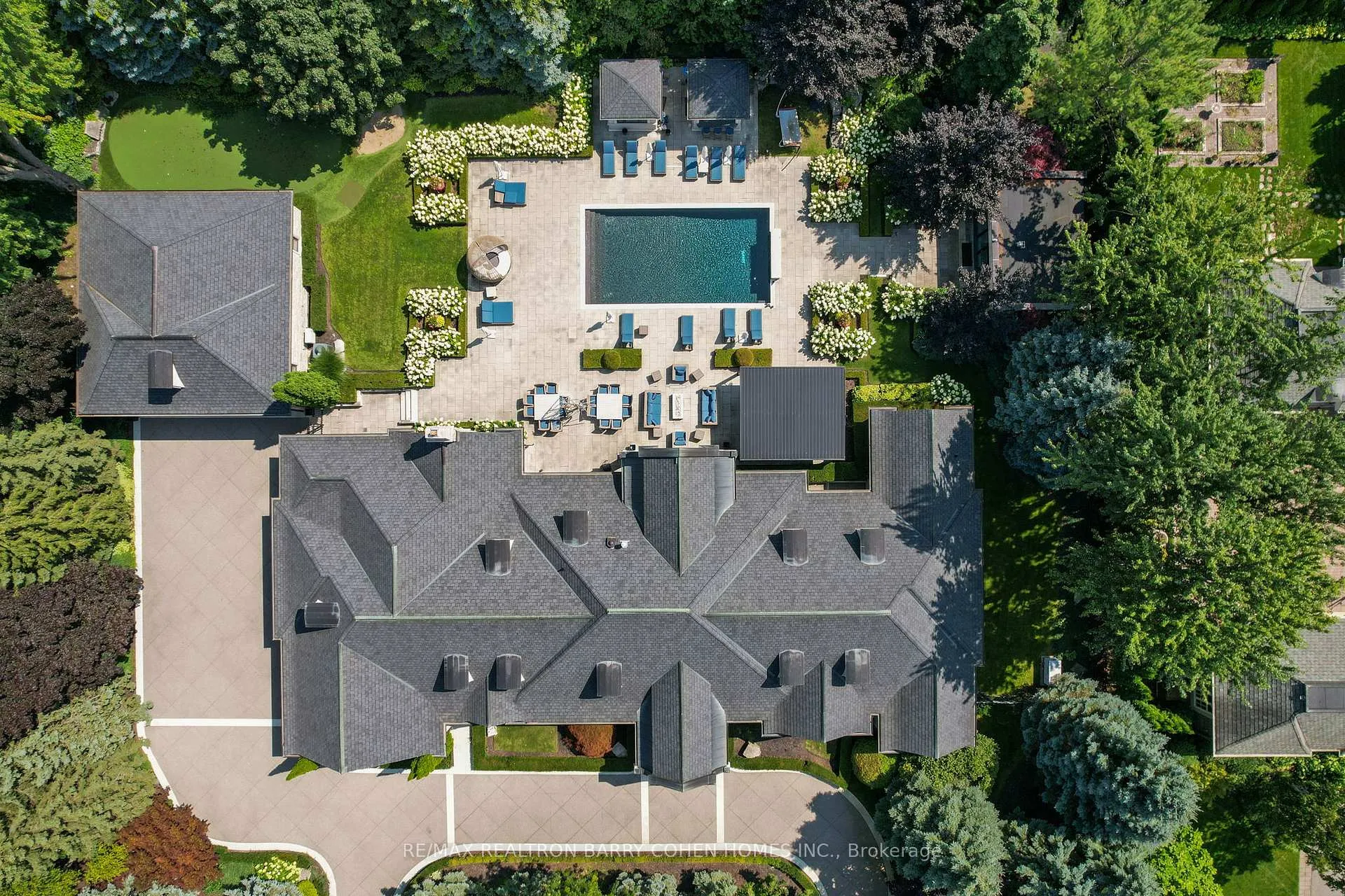 Photo 39 of 284 Pine Valley Crescent, Vaughan, East Woodbridge — HOMEH