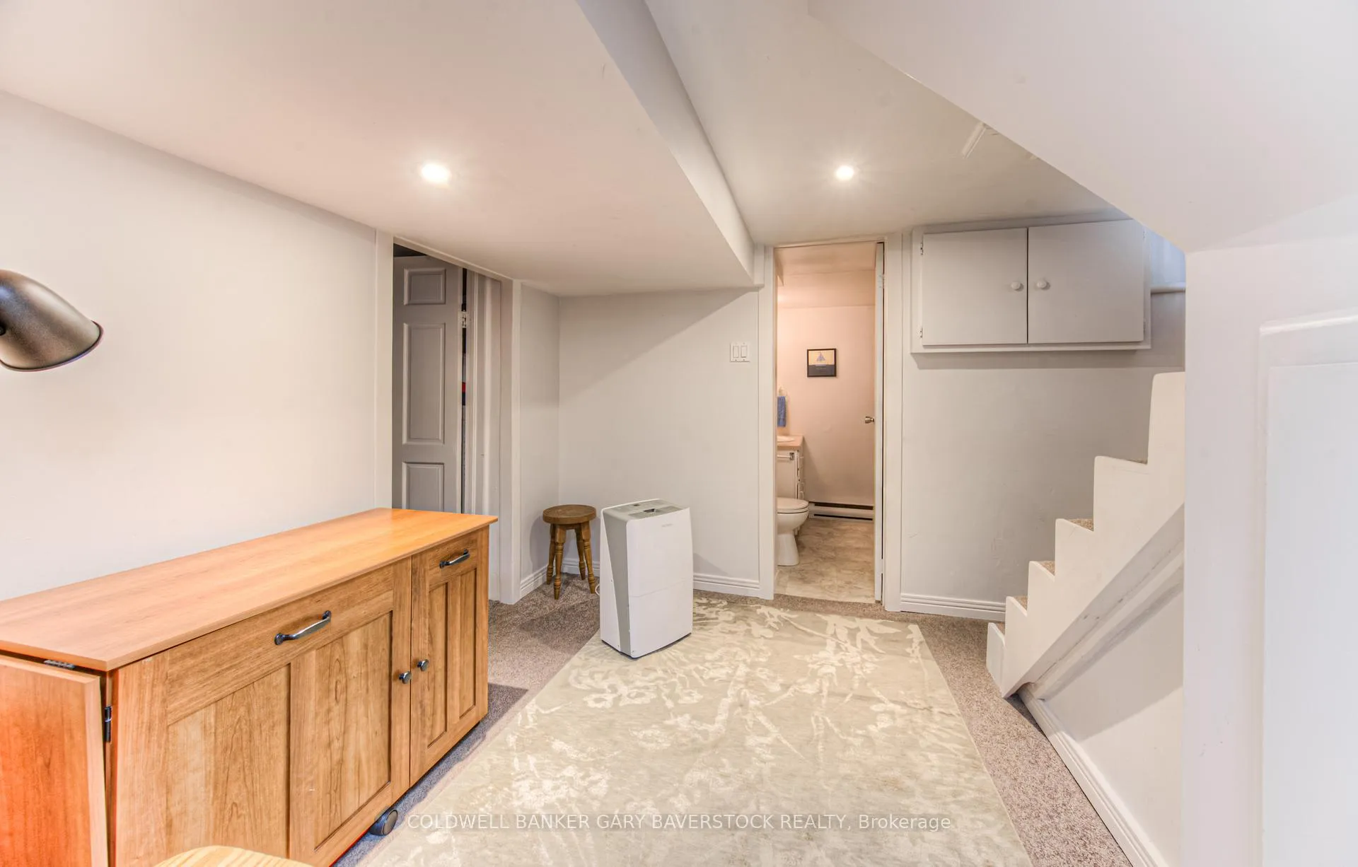 Photo 9 of 31 Chestnut Street, Kitchener — HOMEH