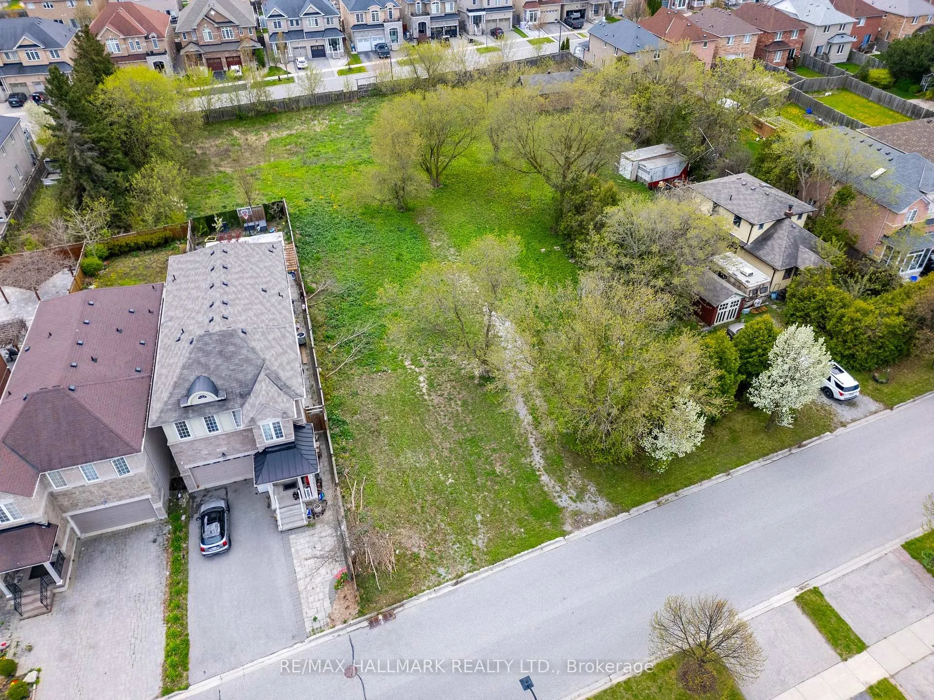 Photo 1 of 257 Helen Avenue, Markham, Village Green-South Unionville — HOMEH