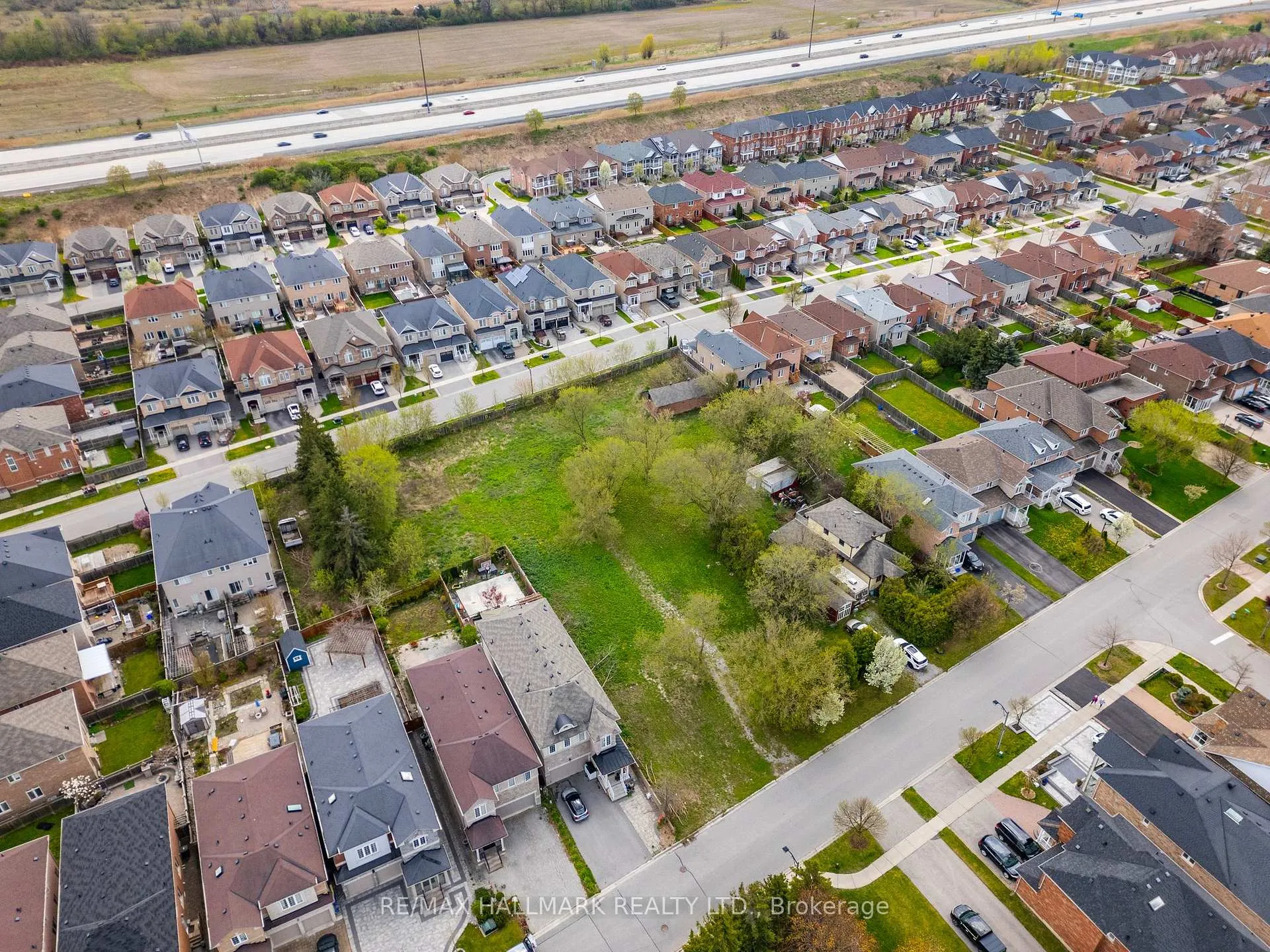 Photo 12 of 257 Helen Avenue, Markham, Village Green-South Unionville — HOMEH