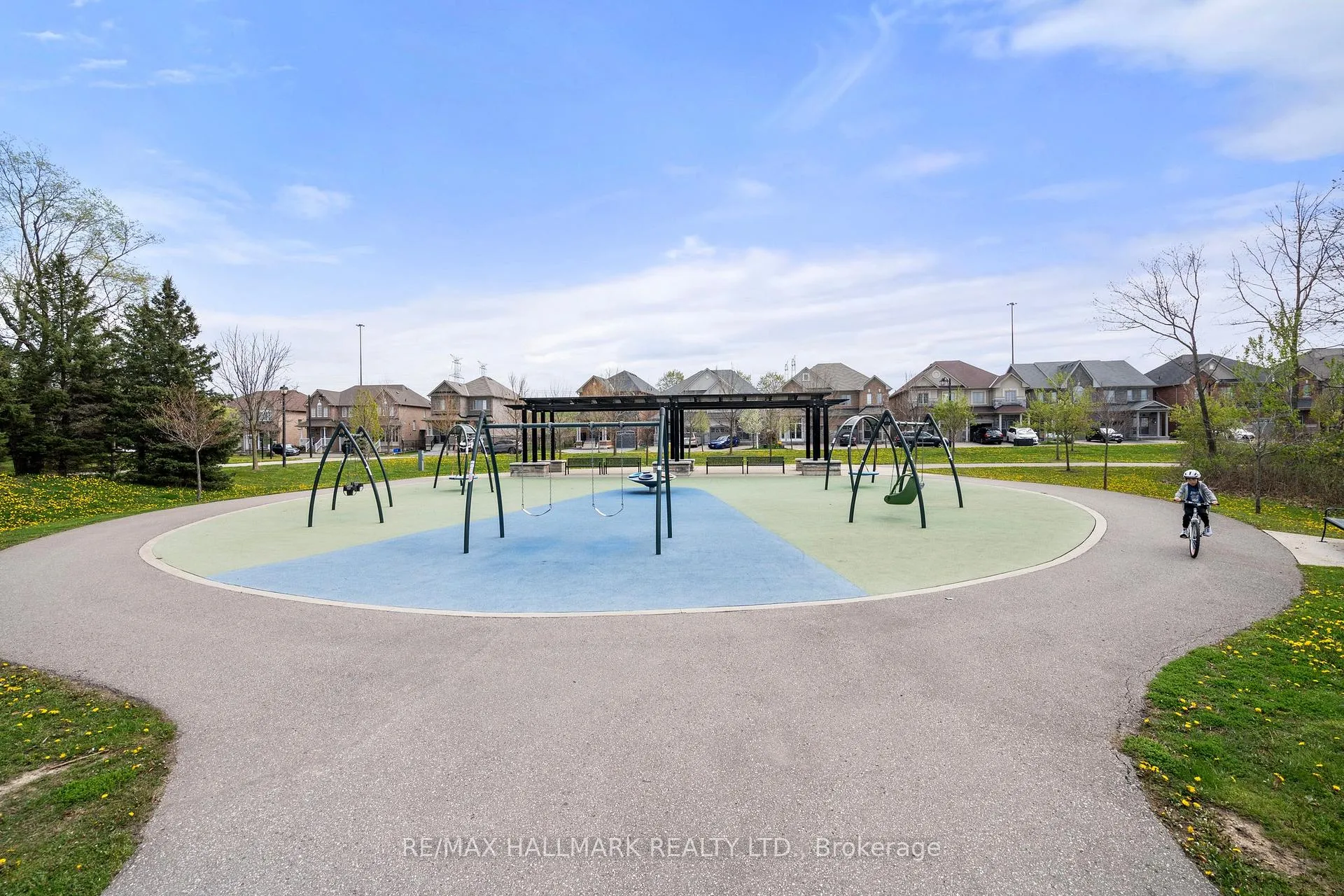 Photo 15 of 257 Helen Avenue, Markham, Village Green-South Unionville — HOMEH