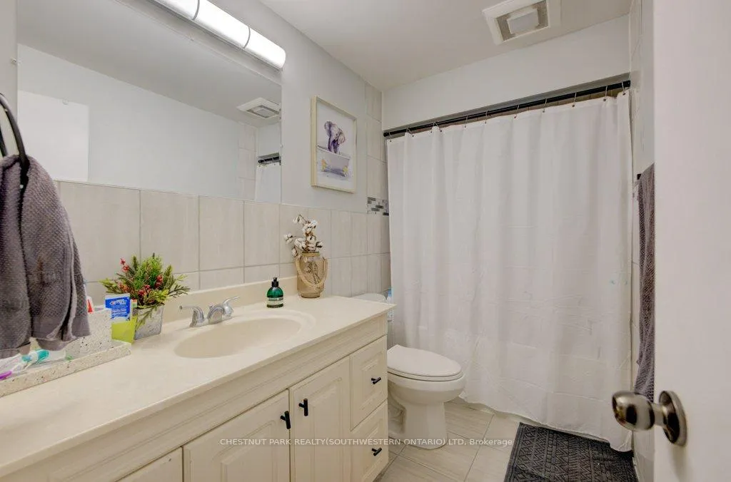 Photo 18 of 184 Gatewood Road, Kitchener — HOMEH