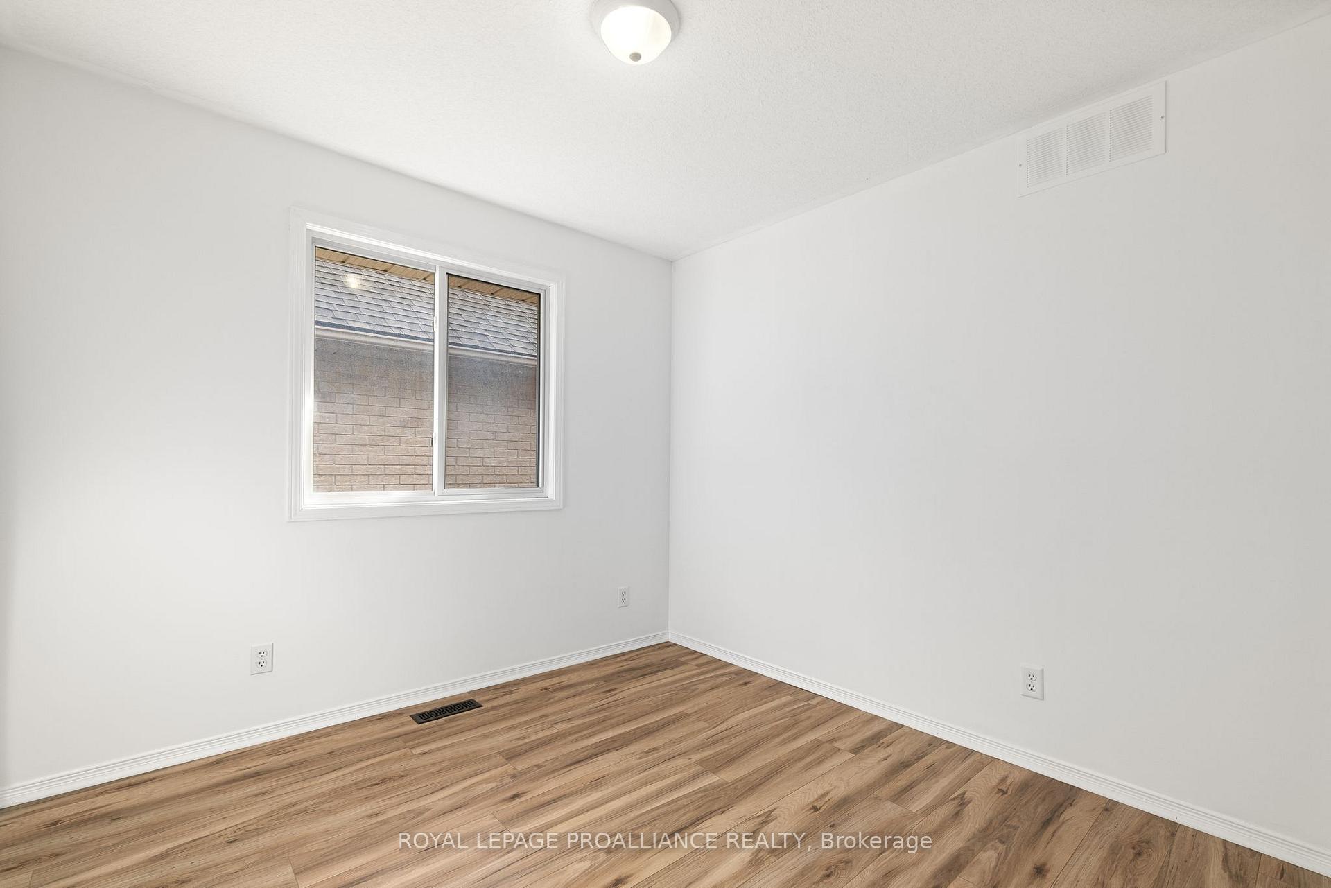 Photo 25 of 84 Gavey Street, Belleville, Thurlow Ward — HOMEH
