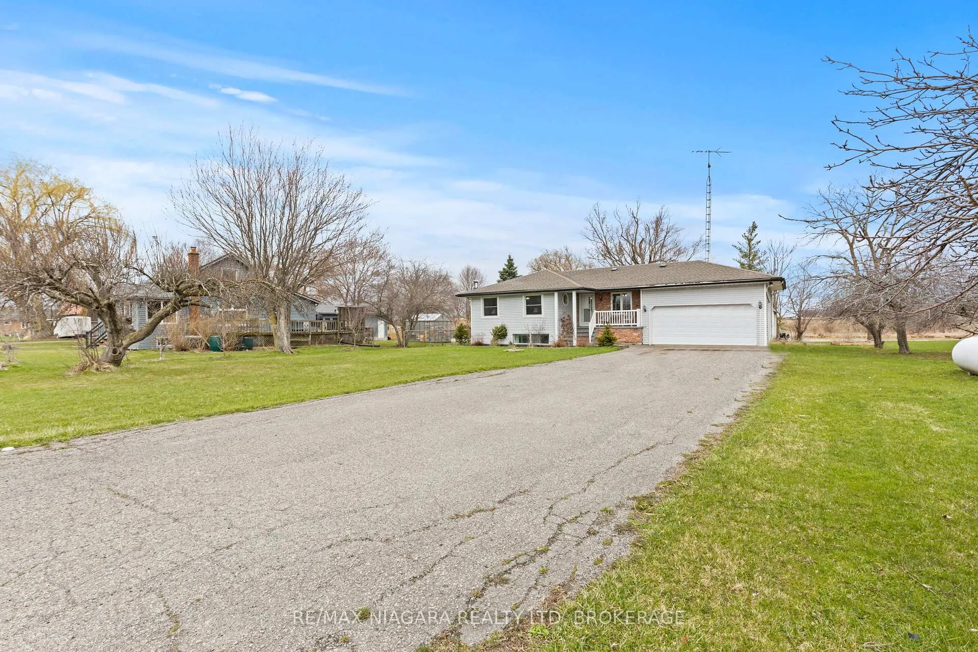 Photo 3 of 60826 Regional Rd 27, Wainfleet, Marshville/Winger — HOMEH