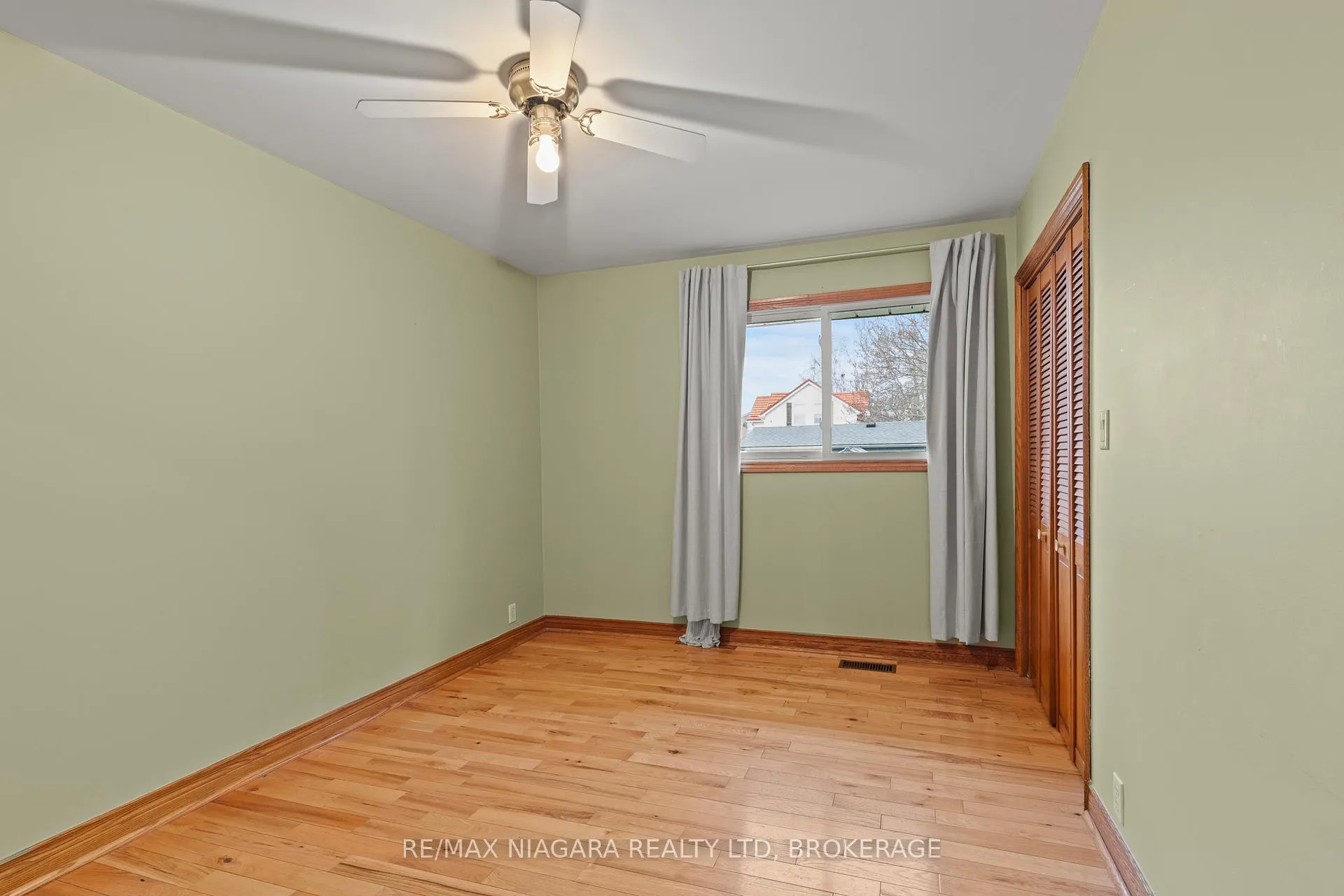 Photo 18 of 60826 Regional Rd 27, Wainfleet, Marshville/Winger — HOMEH