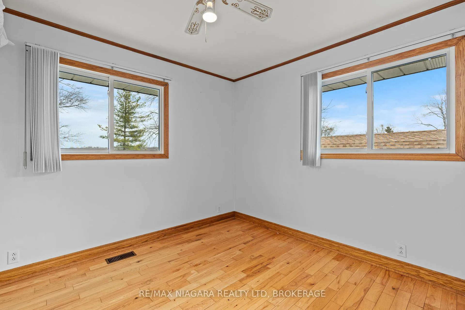 Photo 20 of 60826 Regional Rd 27, Wainfleet, Marshville/Winger — HOMEH