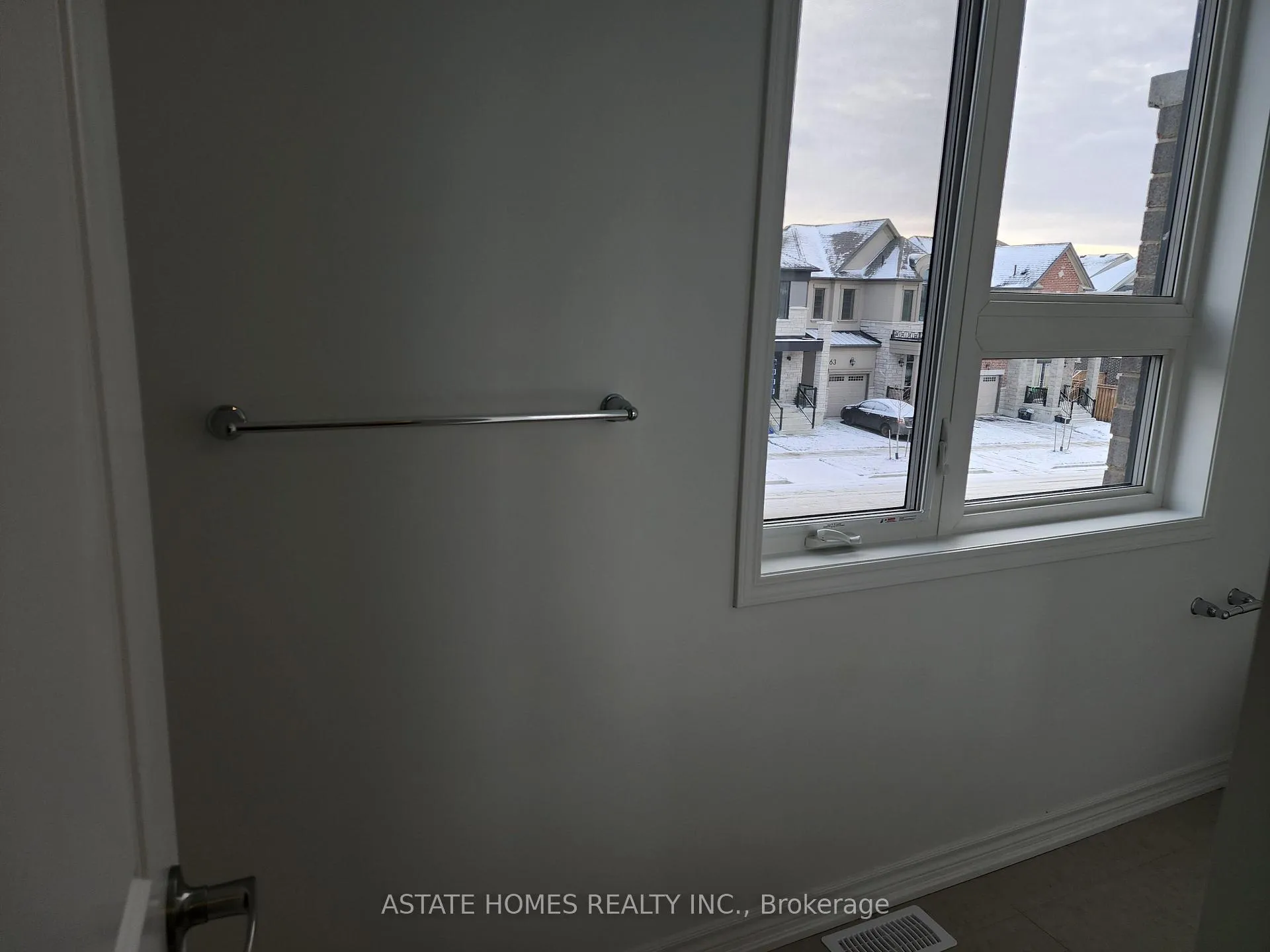 Photo 20 of 68 McBride Trail, Barrie, Rural Barrie Southeast — HOMEH
