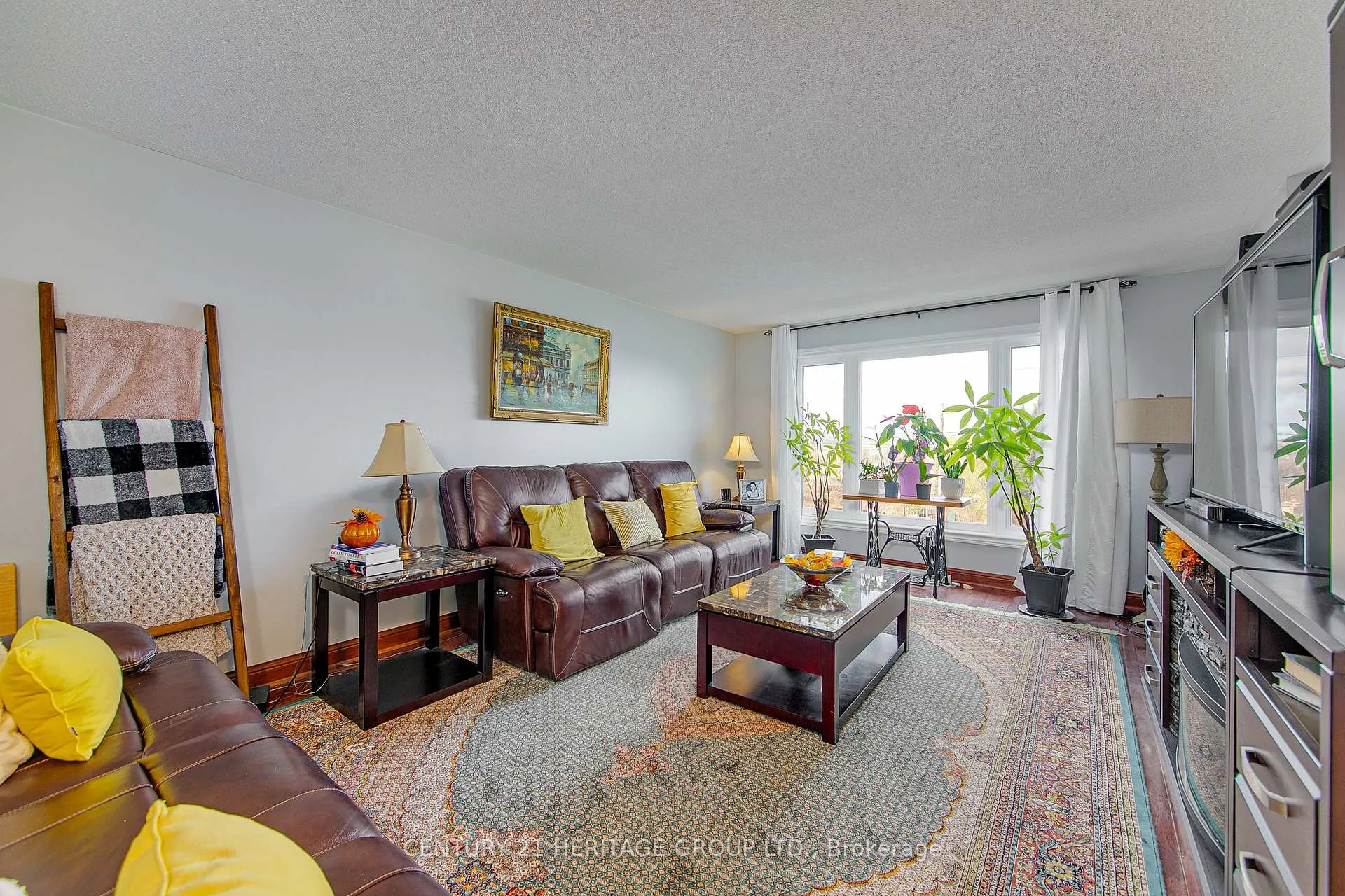 Photo 7 of 153 Ardagh Road, Barrie, Ardagh — HOMEH