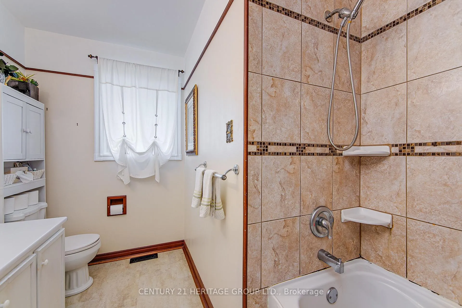 Photo 10 of 153 Ardagh Road, Barrie, Ardagh — HOMEH