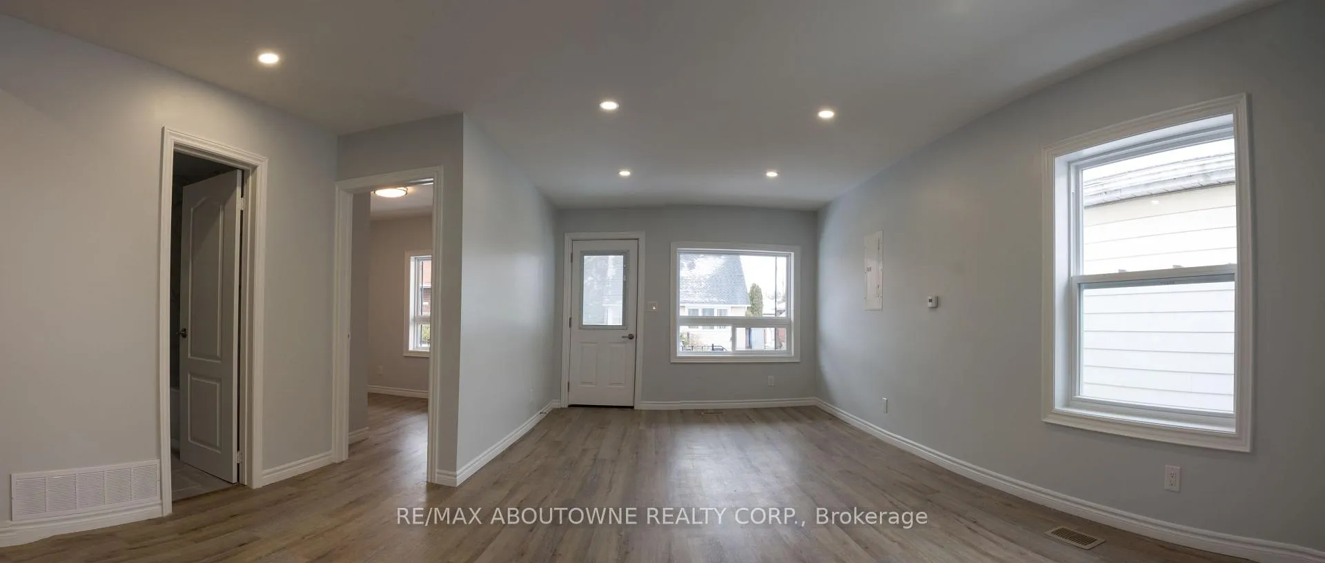 Photo 14 of Unit Main, 554 Mary Street, Hamilton, North End — HOMEH