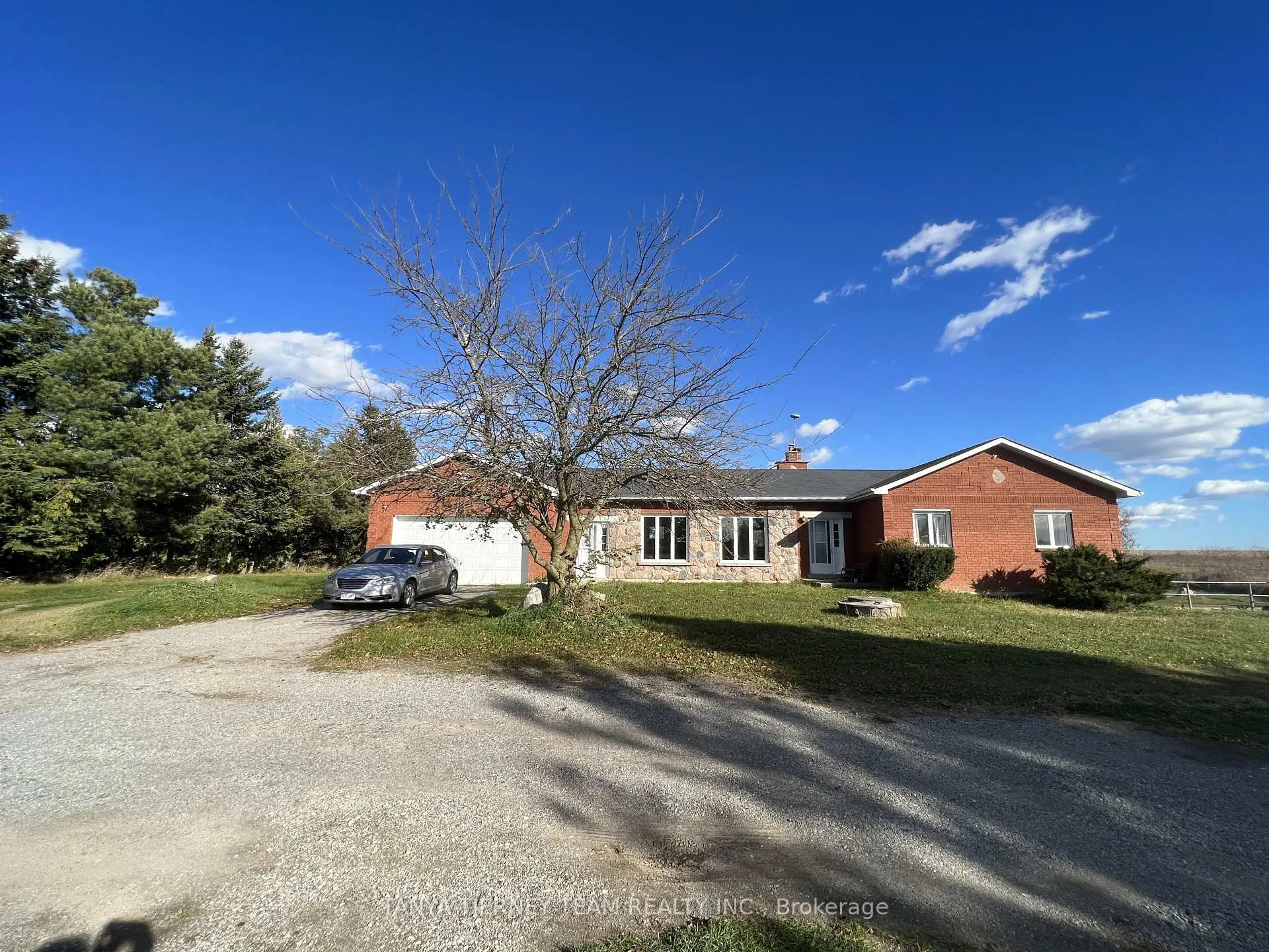 Photo 2 of Unit Main, 6783 Cochrane Street, Whitby, Rural Whitby — HOMEH