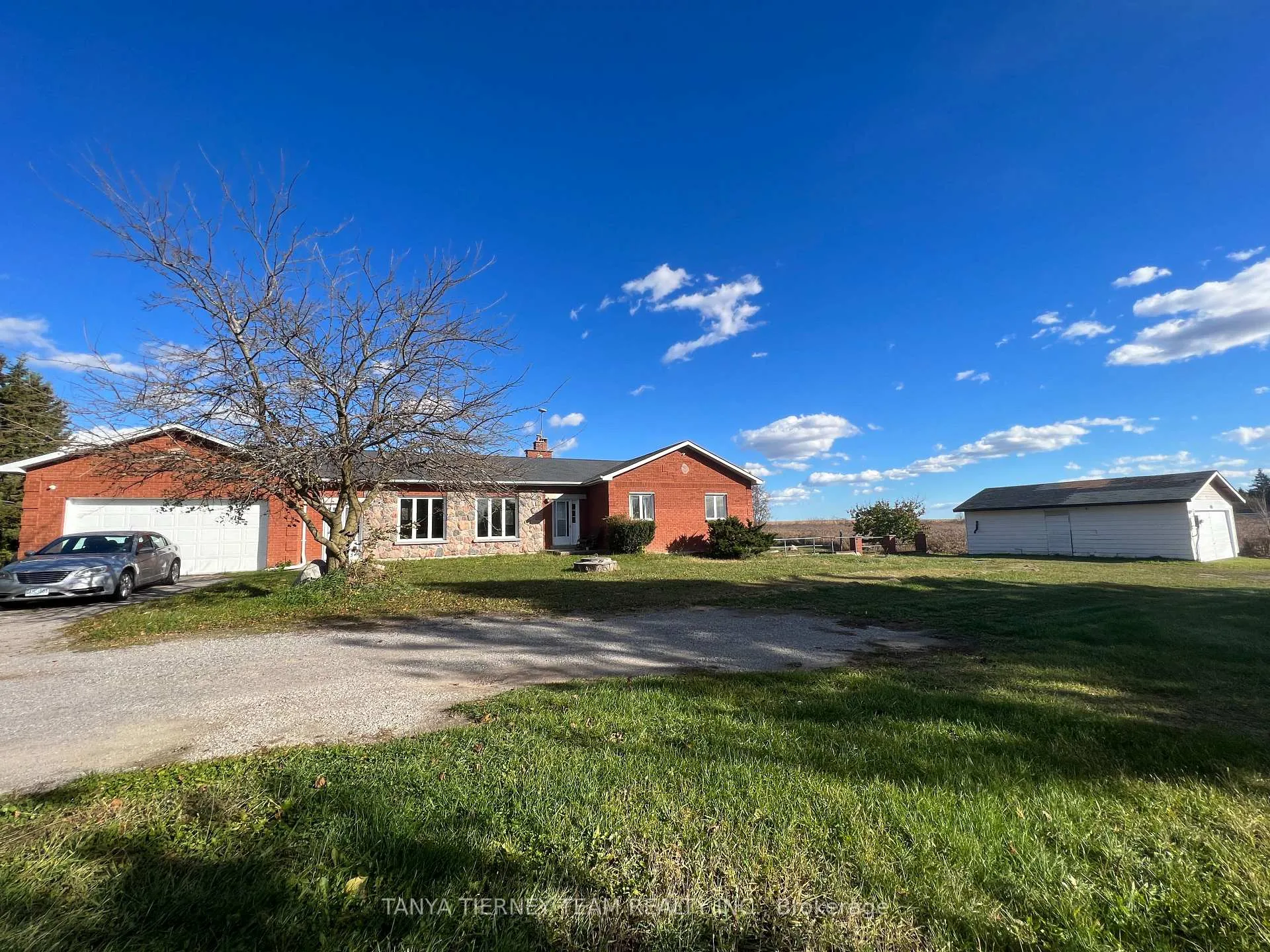 Photo 3 of Unit Main, 6783 Cochrane Street, Whitby, Rural Whitby — HOMEH