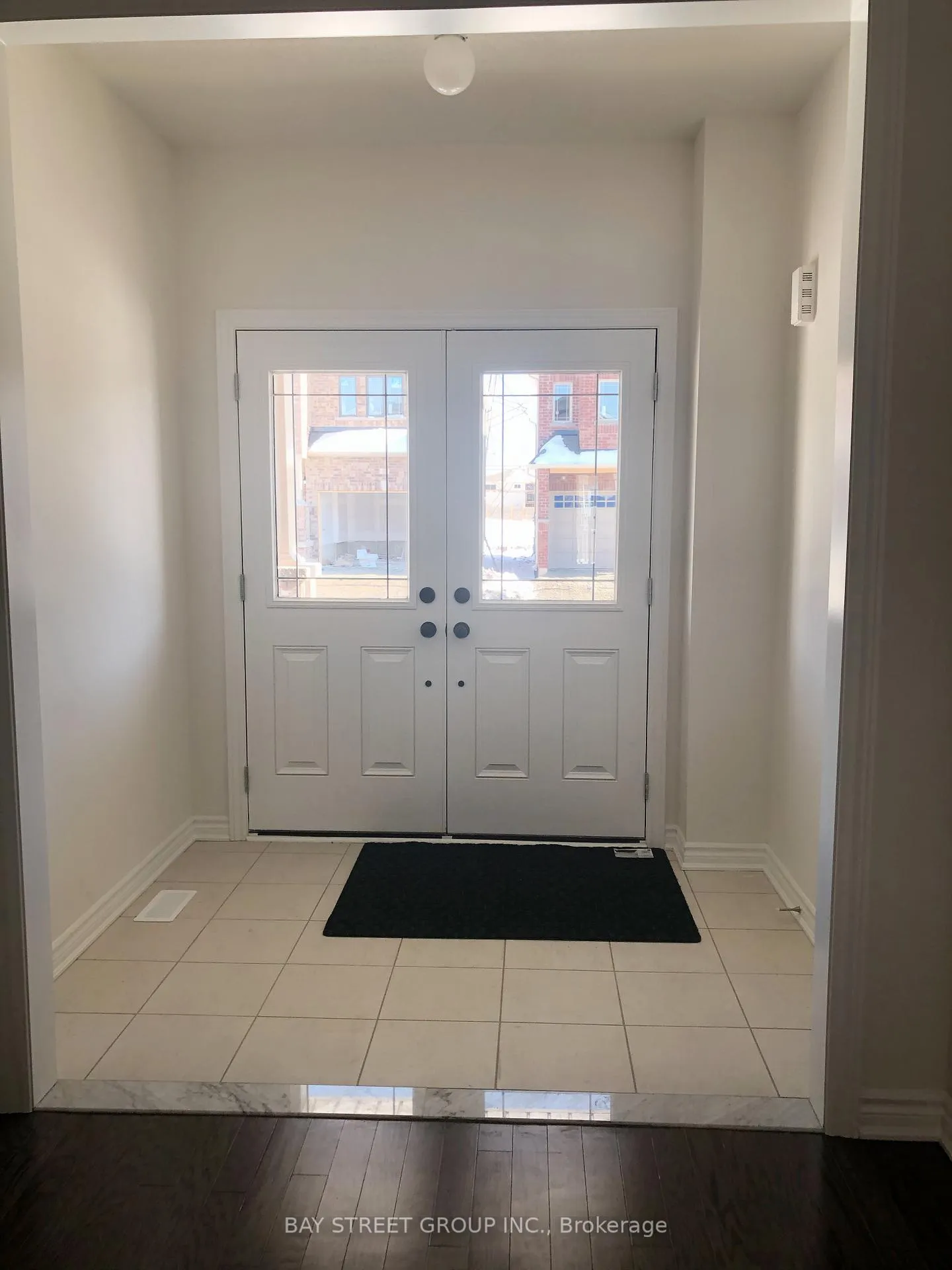 Photo 4 of 27 Palace Street, Thorold, Thorold Downtown — HOMEH