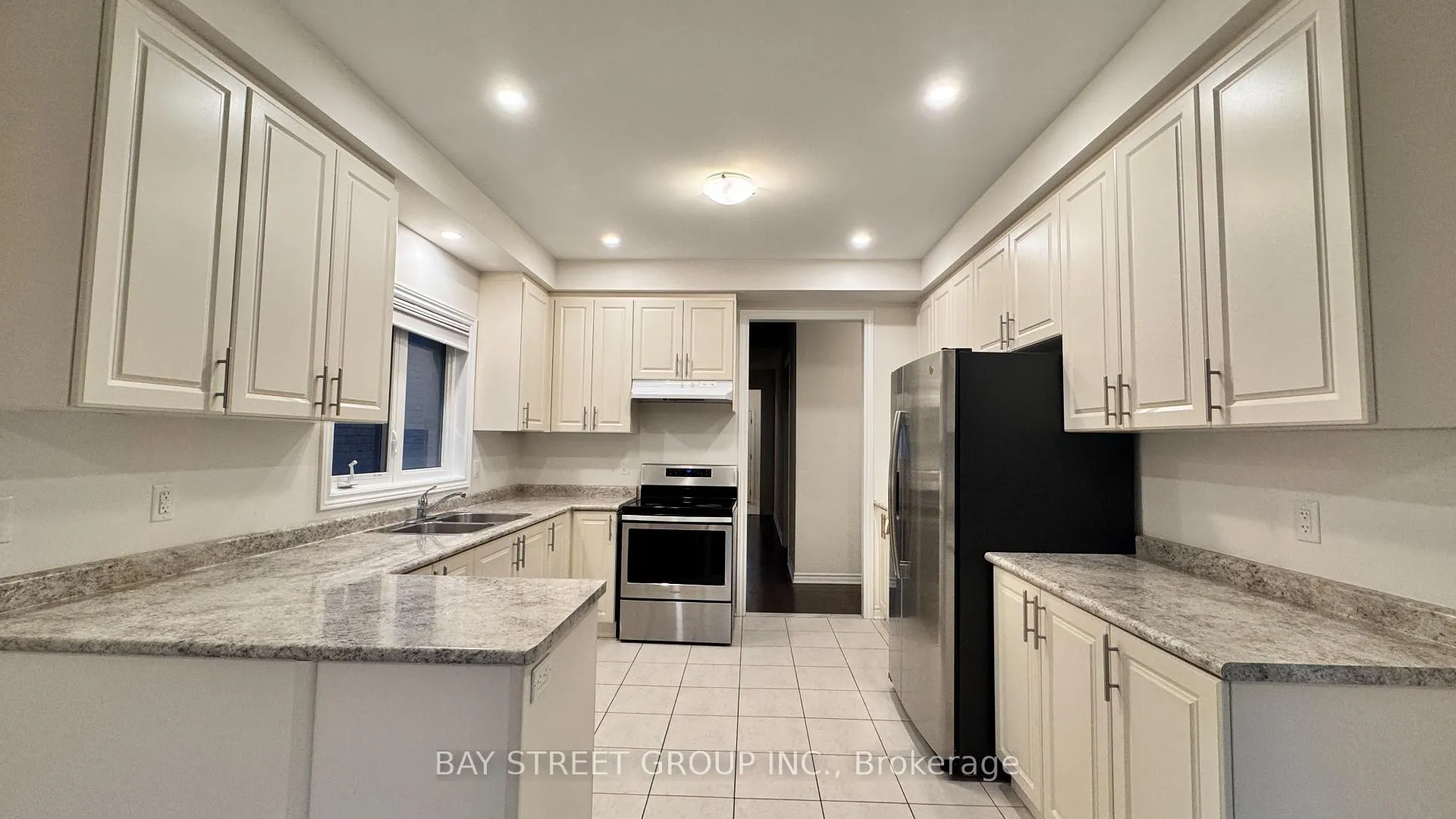 Photo 5 of 27 Palace Street, Thorold, Thorold Downtown — HOMEH