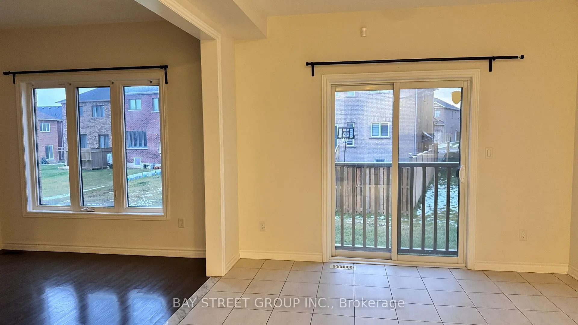 Photo 10 of 27 Palace Street, Thorold, Thorold Downtown — HOMEH