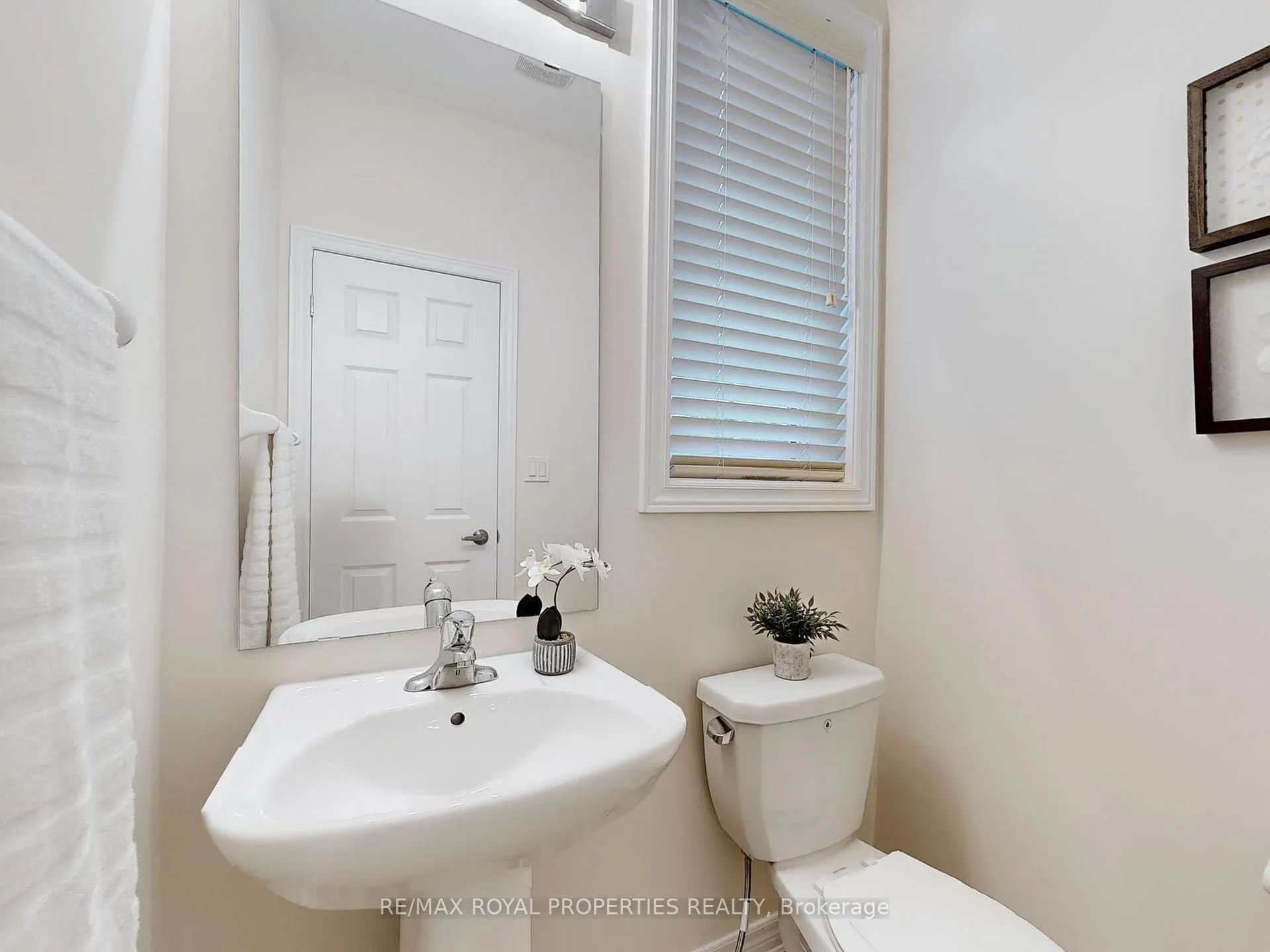 Photo 17 of 2433 Florentine Place, Pickering, Rural Pickering — HOMEH
