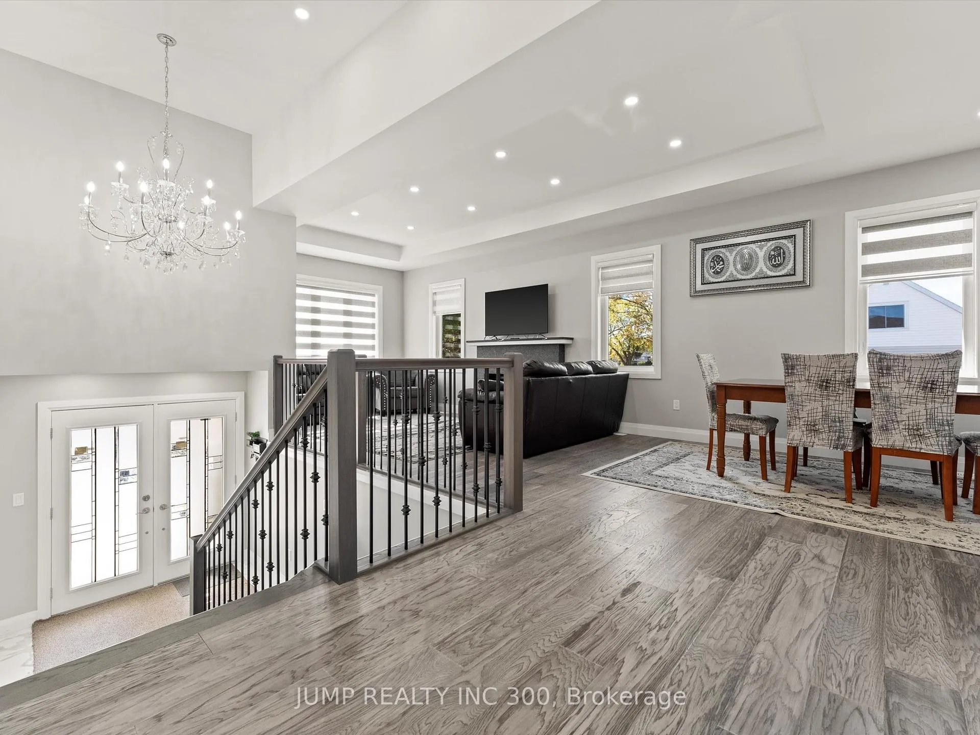 Photo 10 of 1320 Grand Marais Road, Windsor — HOMEH