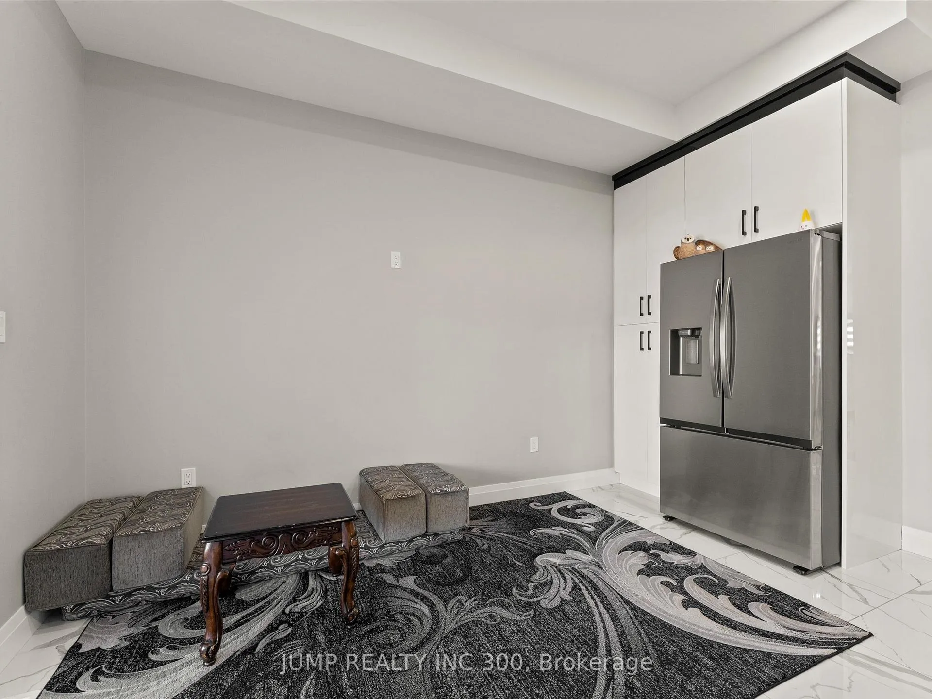Photo 21 of 1320 Grand Marais Road, Windsor — HOMEH