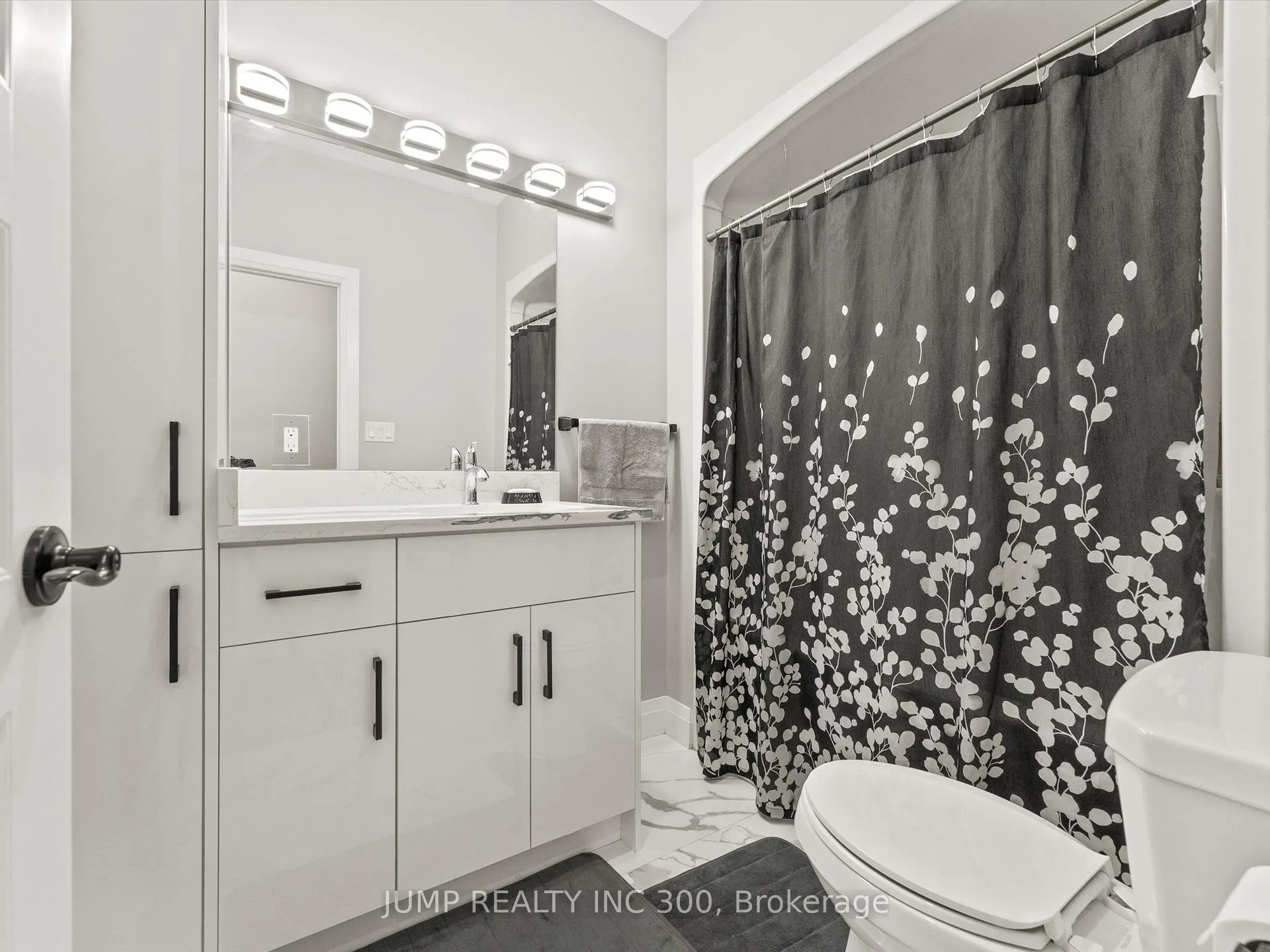 Photo 36 of 1320 Grand Marais Road, Windsor — HOMEH