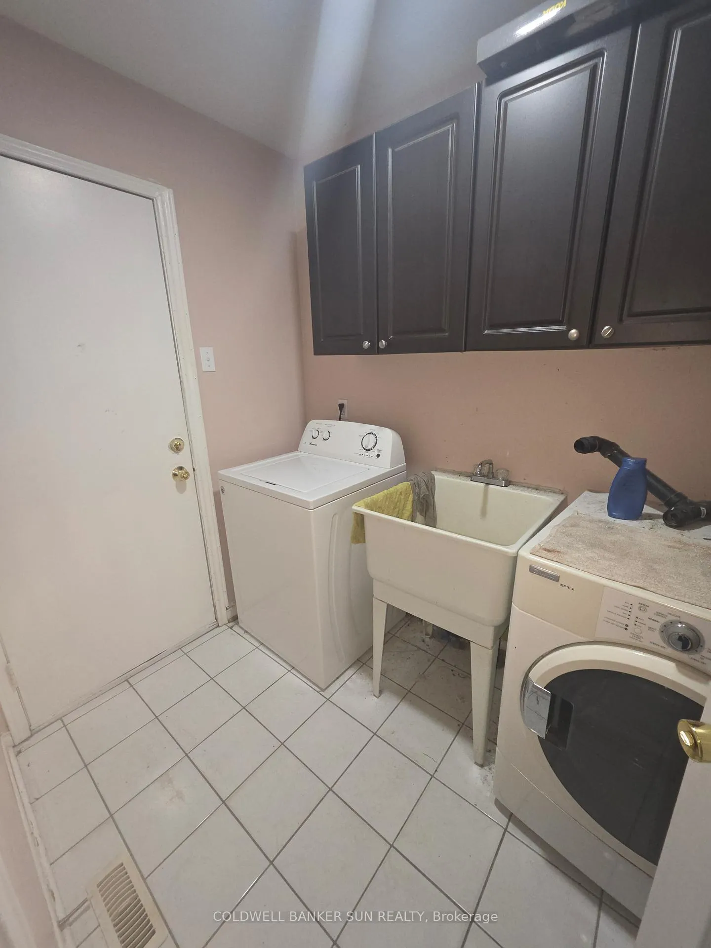 Photo 6 of 81 Peace Valley Crescent, Brampton, Sandringham-Wellington — HOMEH