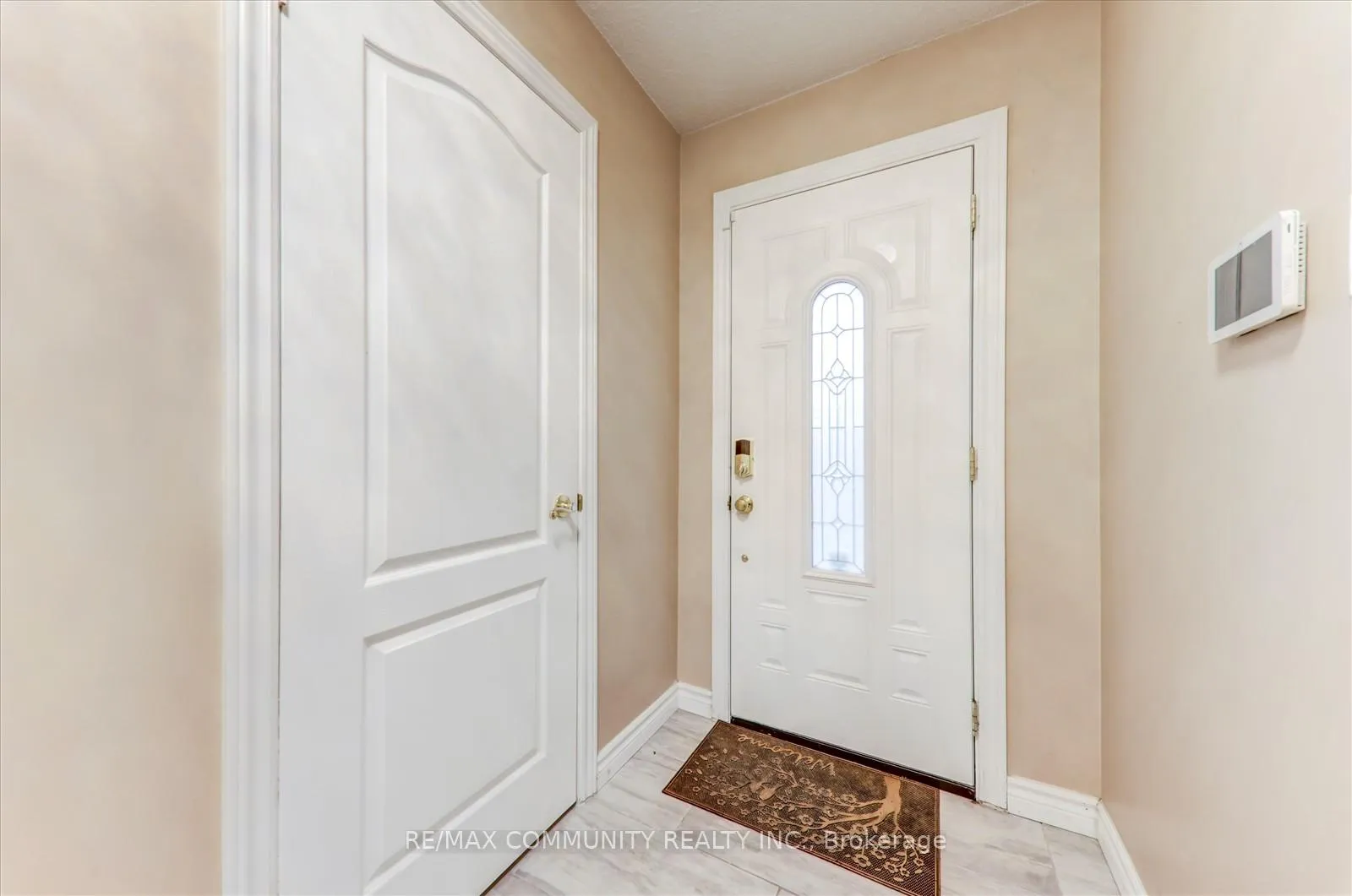 Photo 7 of Unit Main, 35 Hartrick Place, Whitby, Rolling Acres — HOMEH
