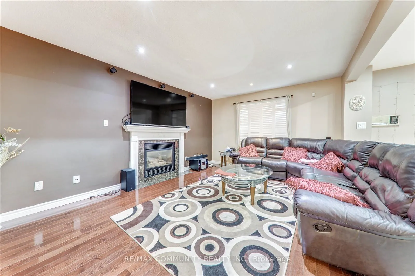 Photo 13 of Unit Main, 35 Hartrick Place, Whitby, Rolling Acres — HOMEH