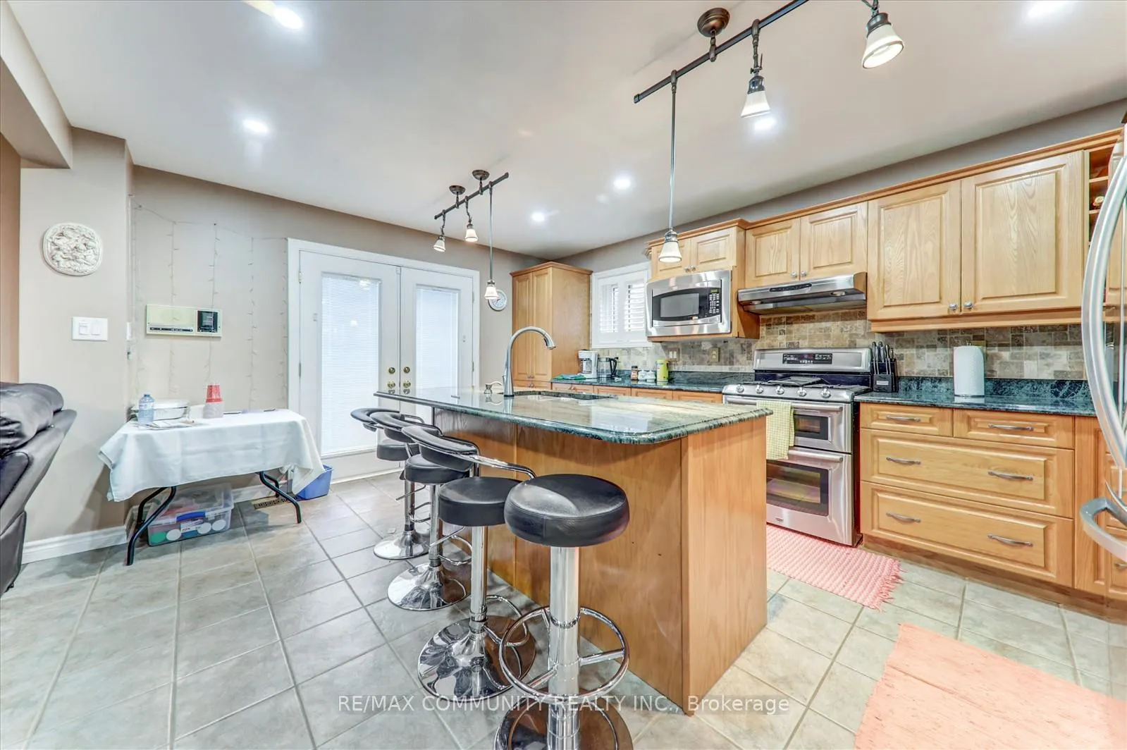 Photo 15 of Unit Main, 35 Hartrick Place, Whitby, Rolling Acres — HOMEH