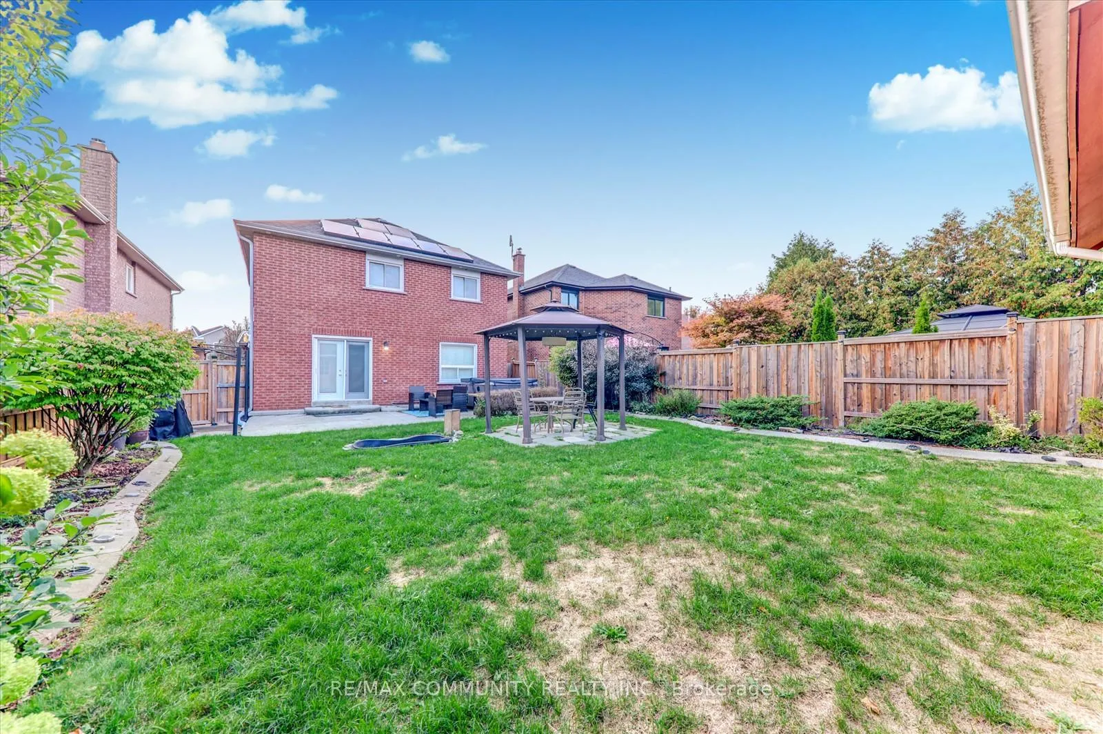 Photo 36 of Unit Main, 35 Hartrick Place, Whitby, Rolling Acres — HOMEH