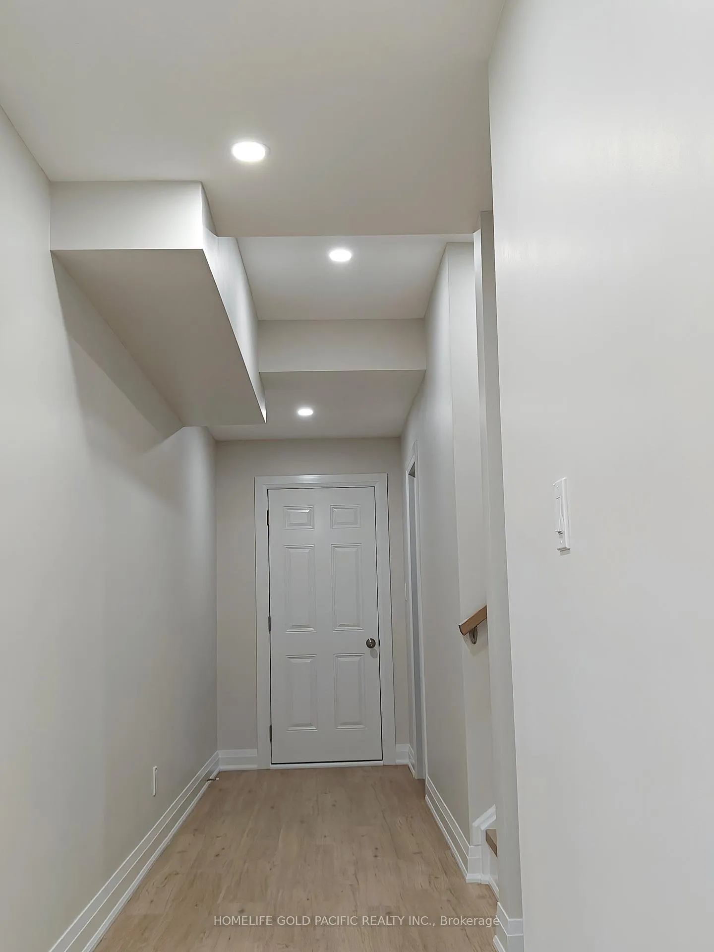 Photo 21 of 22 Pine Hill Crescent, Aurora, Aurora Estates — HOMEH