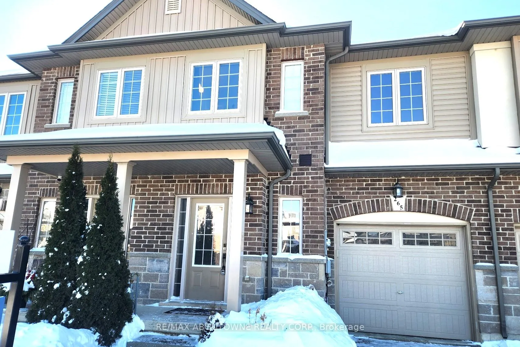 Photo 1 of 265 Pumpkin Pass, Hamilton, Binbrook — HOMEH