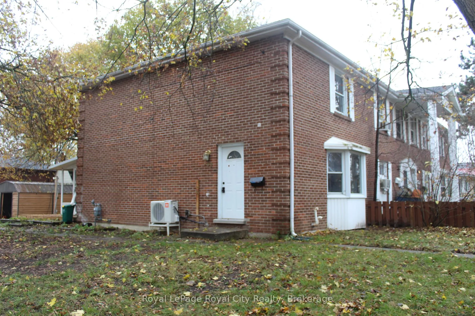 Photo 2 of 137 Jansen Avenue, Kitchener, Centreville Chicopee — HOMEH