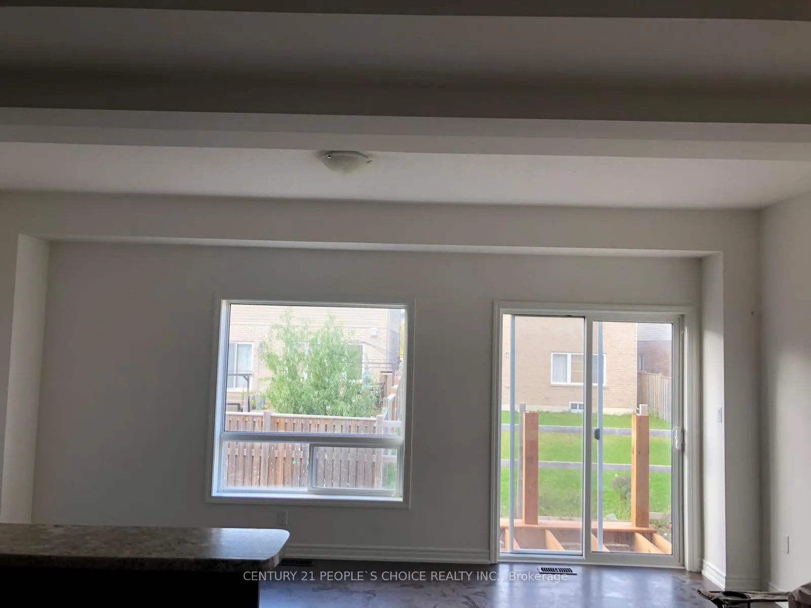Photo 7 of 41 Bradbury Road, Hamilton, Stoney Creek Mountain — HOMEH