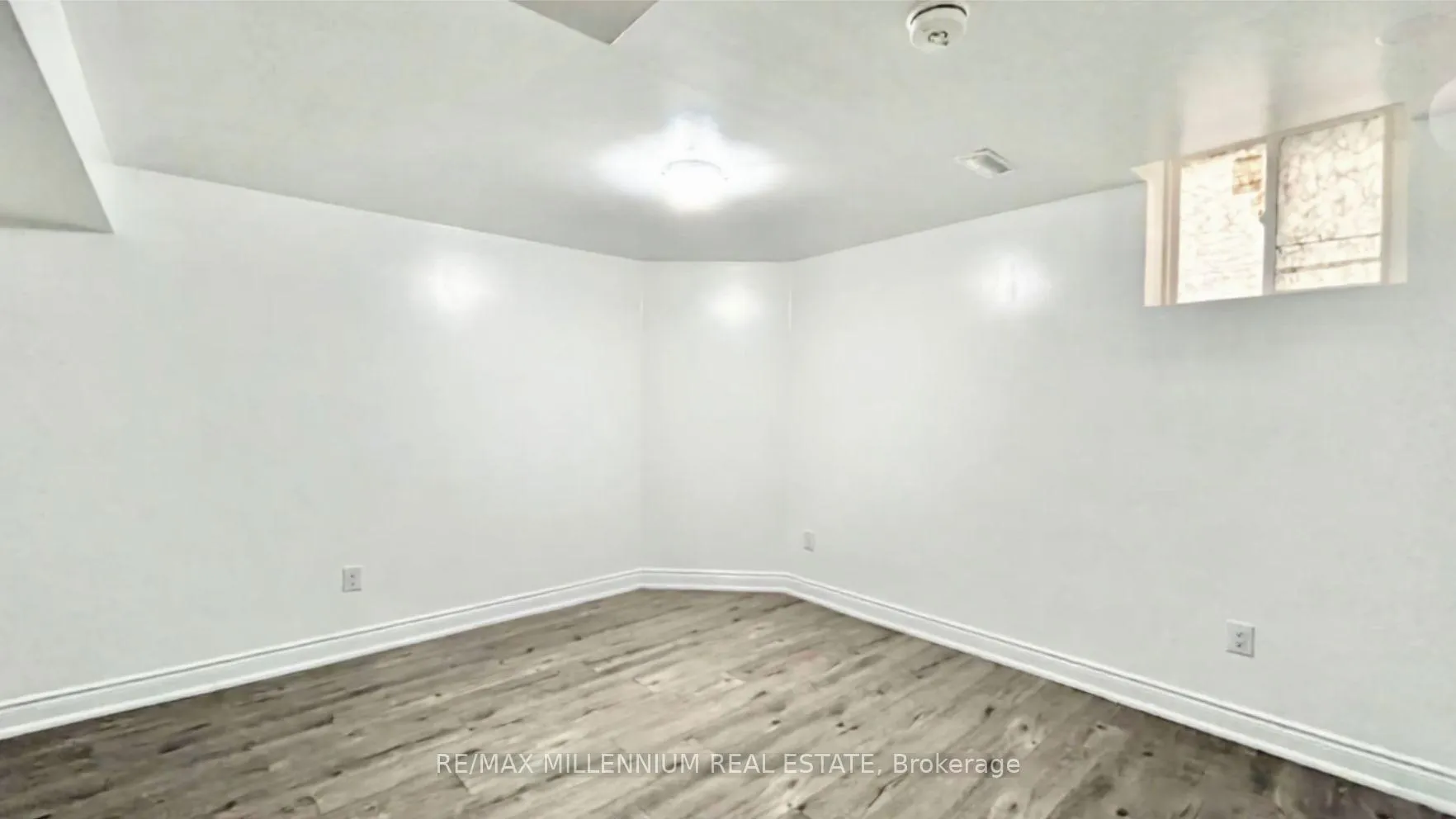 Photo 3 of 38 Bliss Street, Brampton, Vales of Castlemore — HOMEH