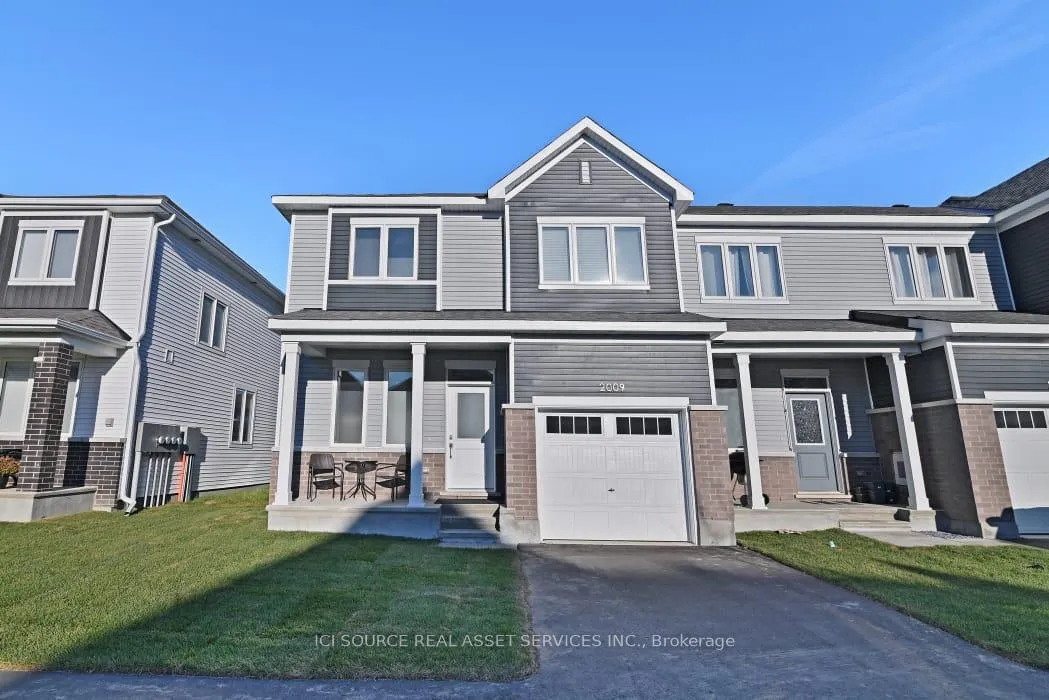 Photo 2 of 2009 Elevation Road, Ottawa, Barrhaven - Half Moon Bay — HOMEH