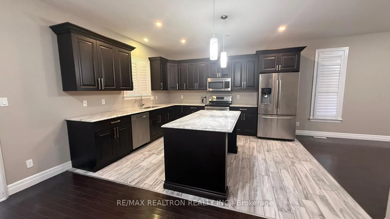 Photo 12 of 11 Bevan Drive, Belleville, Thurlow Ward — HOMEH