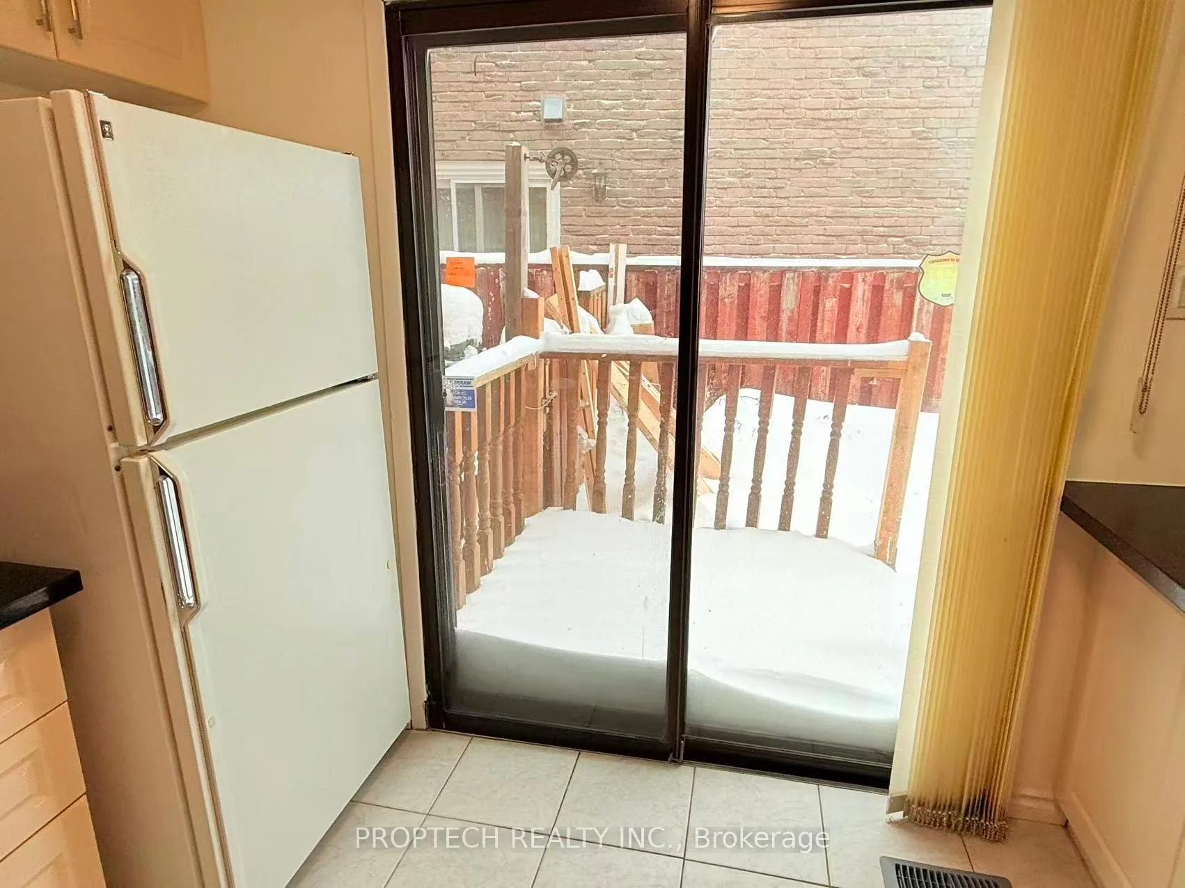 Photo 6 of 49 Carey Crescent, Markham, Milliken Mills West — HOMEH