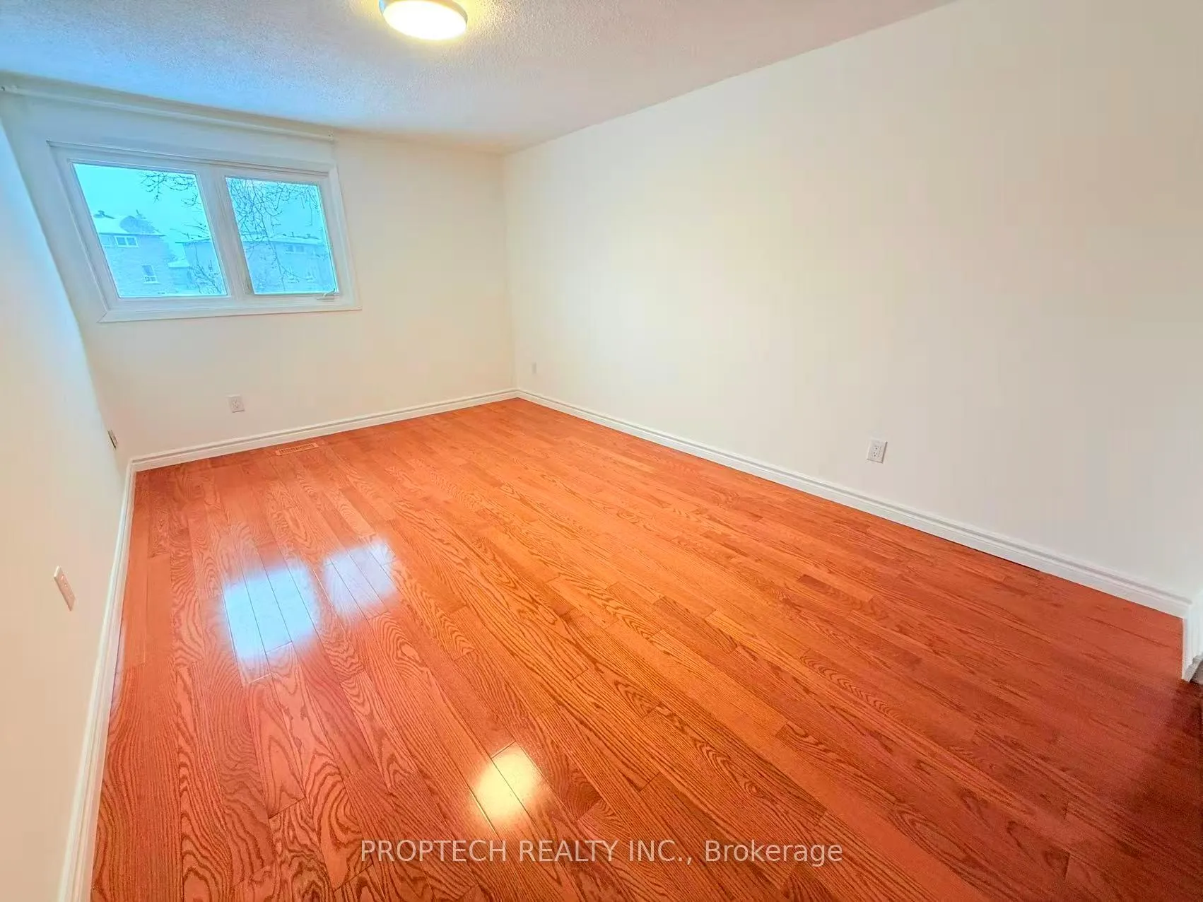 Photo 15 of 49 Carey Crescent, Markham, Milliken Mills West — HOMEH