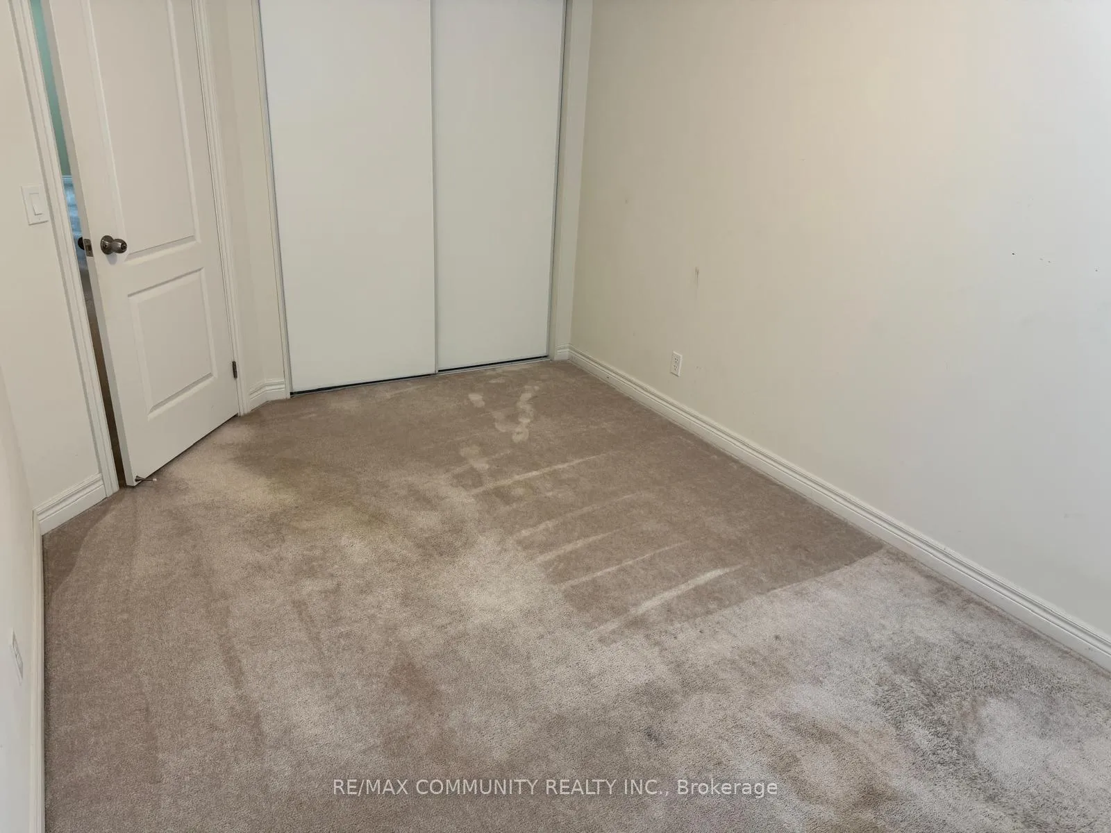 Photo 10 of 2354 Steeplechase Street, Oshawa, Windfields — HOMEH