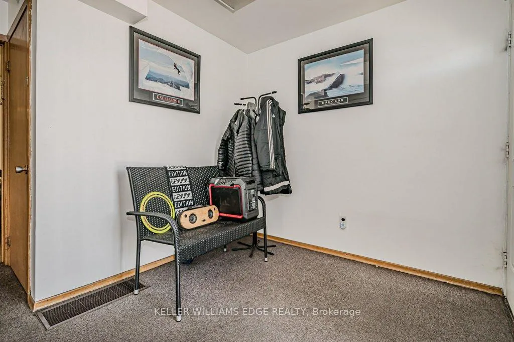 Photo 5 of 1278 Barton Street E, Hamilton, Crown Point — HOMEH