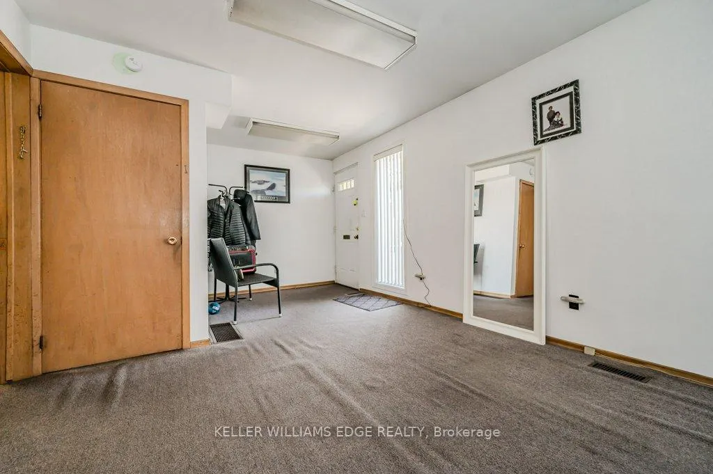Photo 7 of 1278 Barton Street E, Hamilton, Crown Point — HOMEH