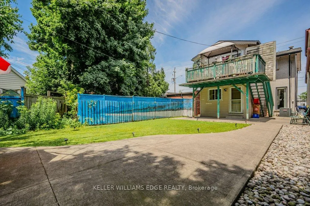Photo 26 of 1278 Barton Street E, Hamilton, Crown Point — HOMEH