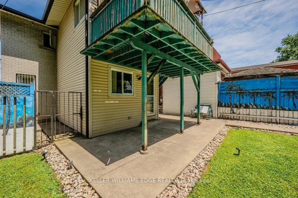 Photo 32 of 1278 Barton Street E, Hamilton, Crown Point — HOMEH