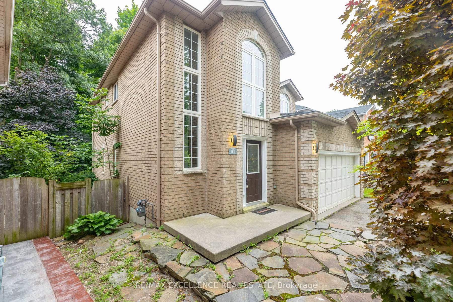 Photo 2 of 51 Stollar Boulevard, Barrie, Little Lake — HOMEH