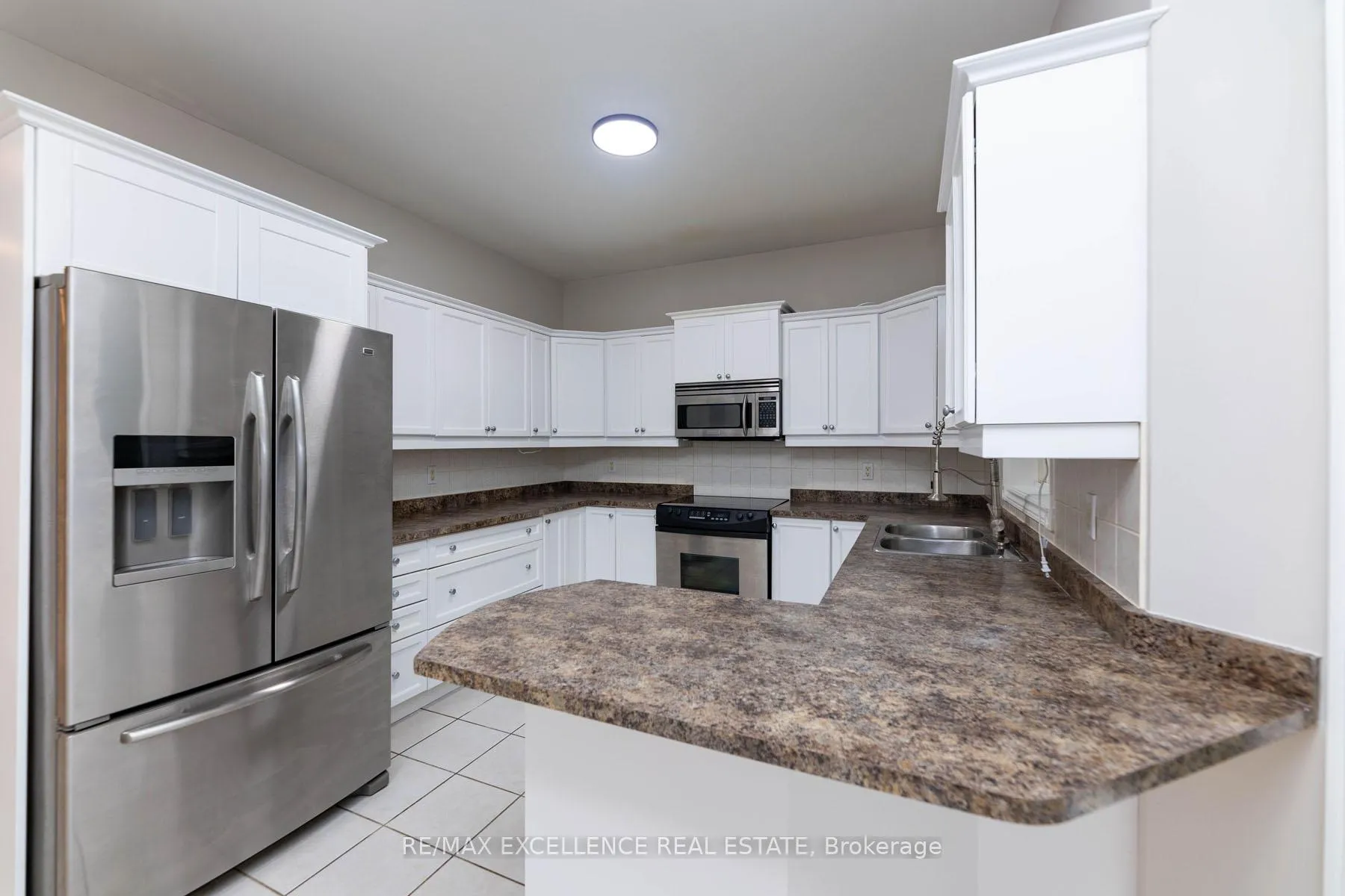 Photo 15 of 51 Stollar Boulevard, Barrie, Little Lake — HOMEH