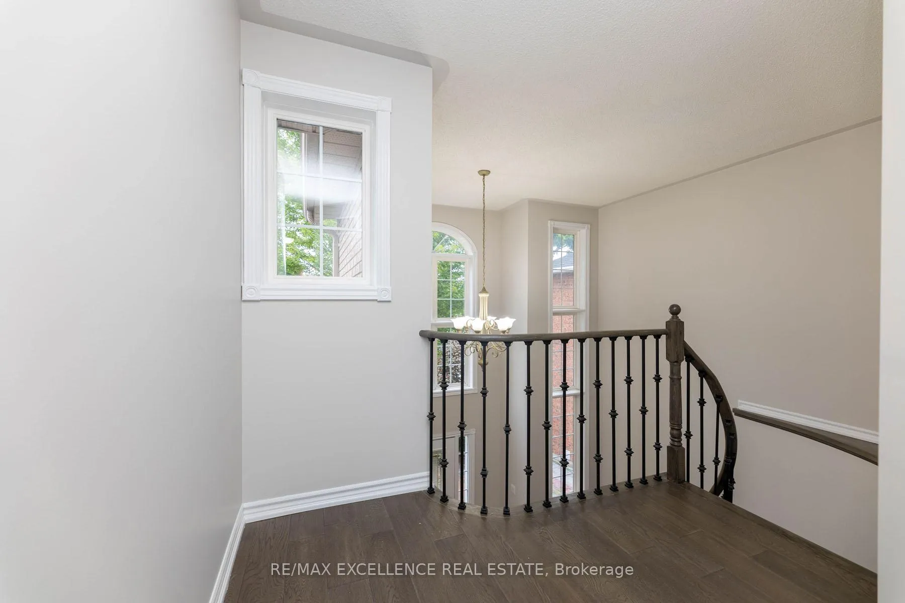 Photo 18 of 51 Stollar Boulevard, Barrie, Little Lake — HOMEH