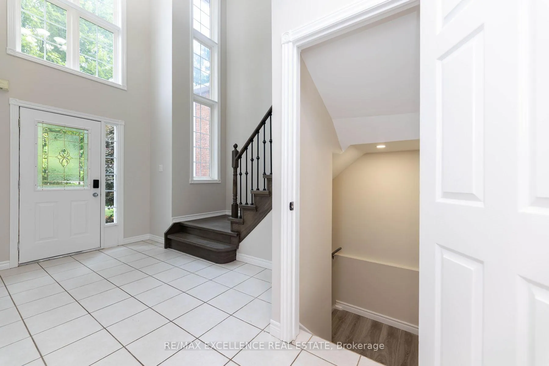 Photo 27 of 51 Stollar Boulevard, Barrie, Little Lake — HOMEH
