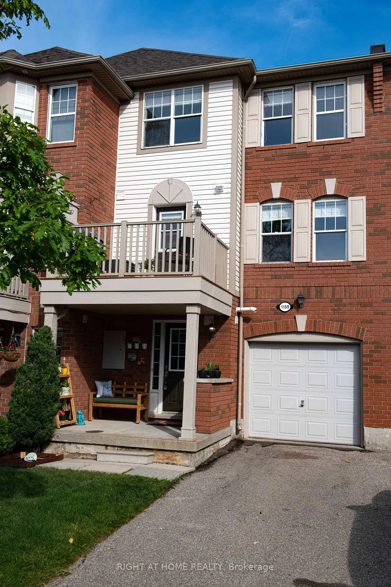 Photo 1 of 1159 Mcdowell Crescent, Milton, Beaty — HOMEH